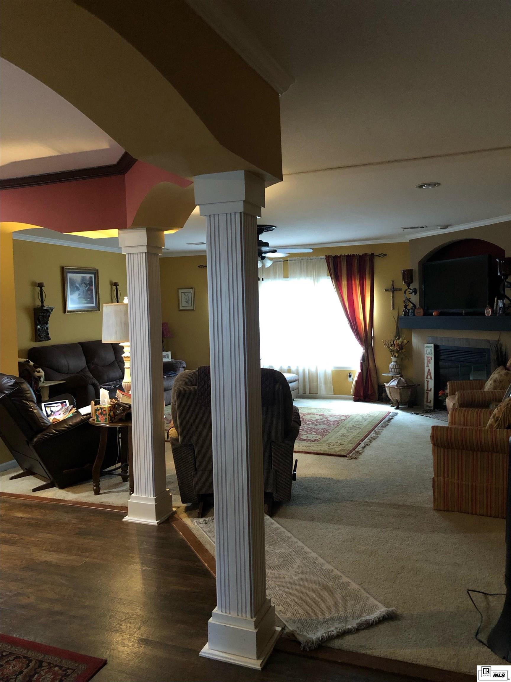724 Robinson Drive