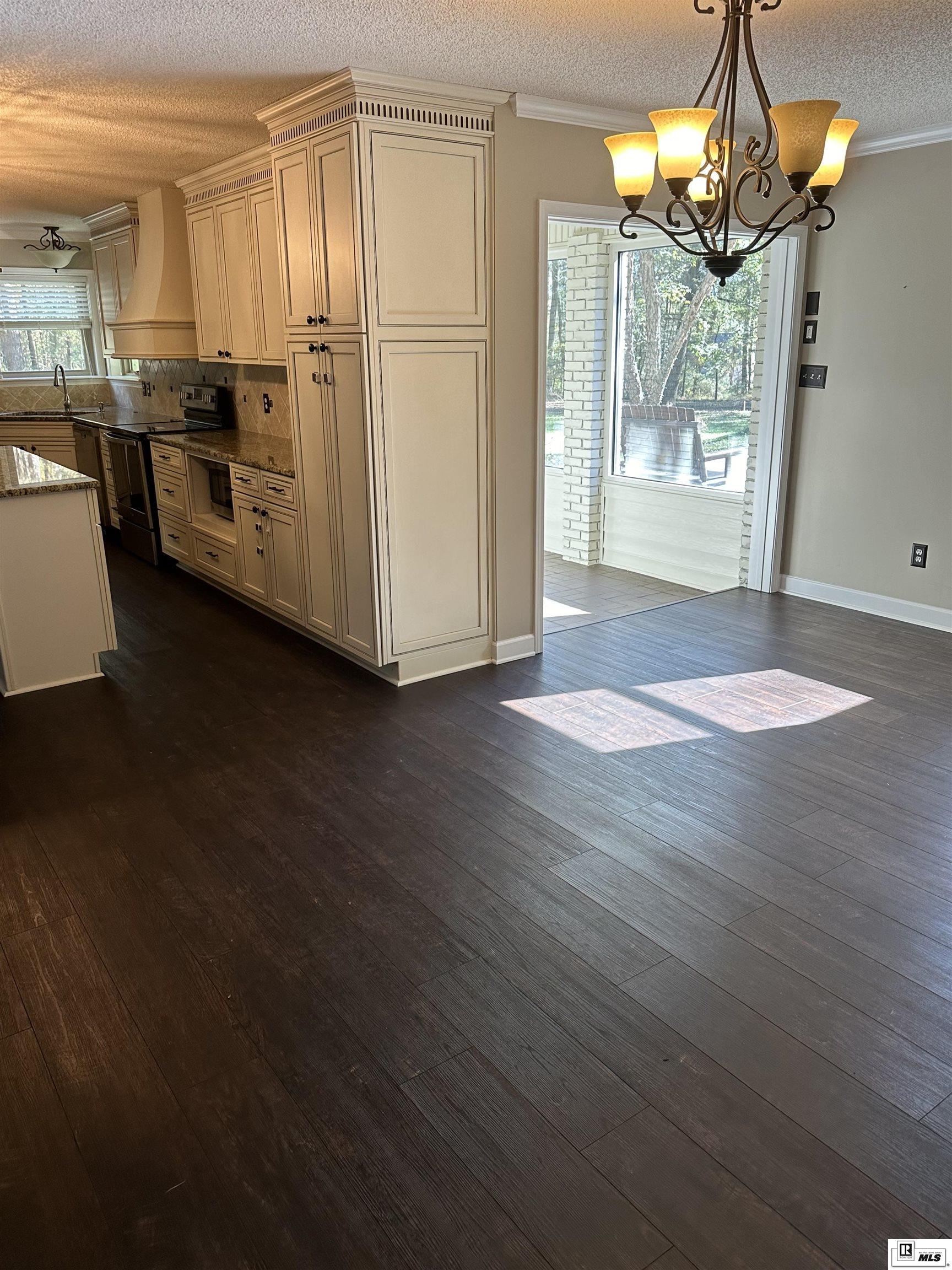 175 Turtle Creek Road