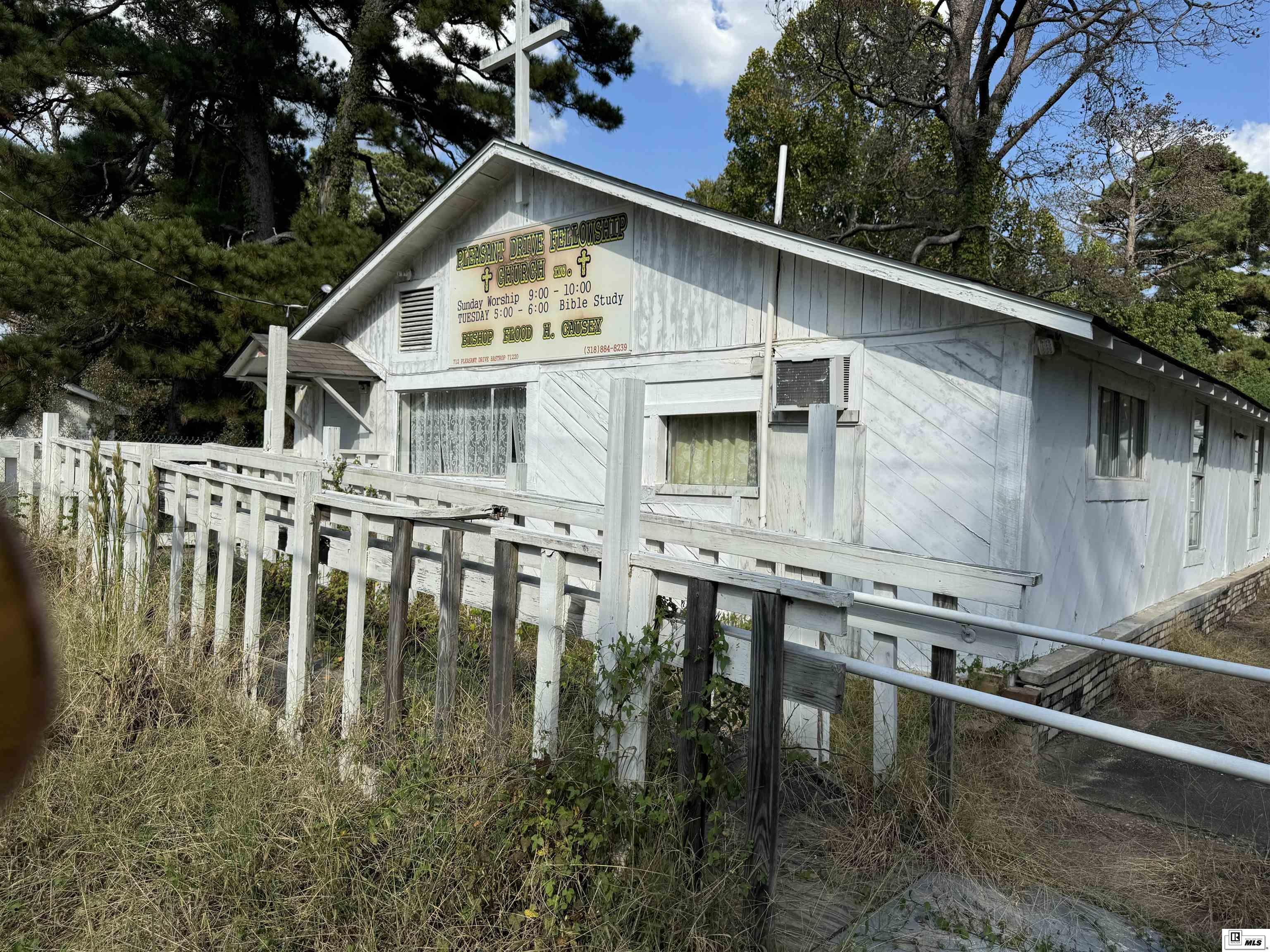 712 Pleasant Drive