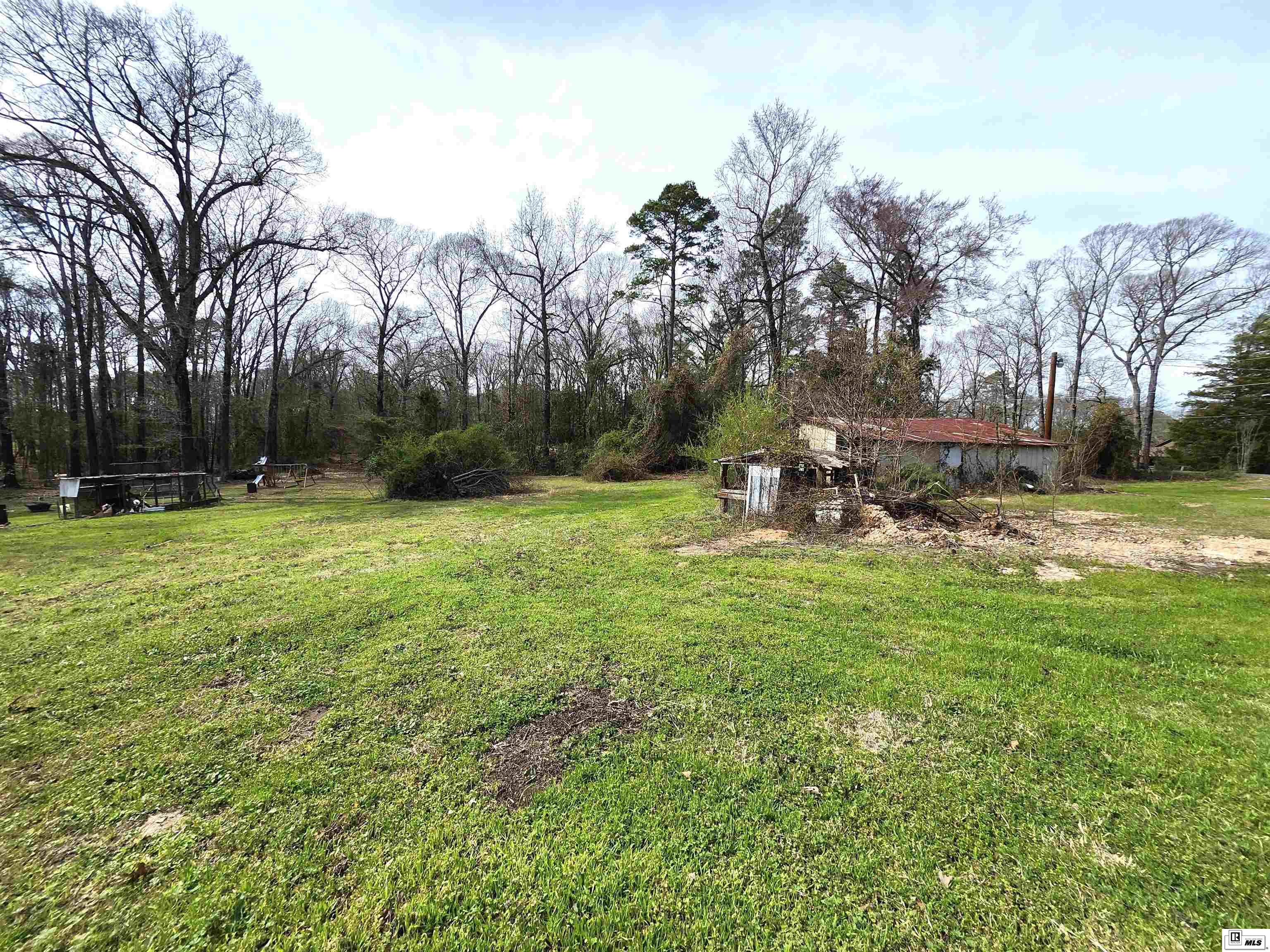 2202 Highway 546