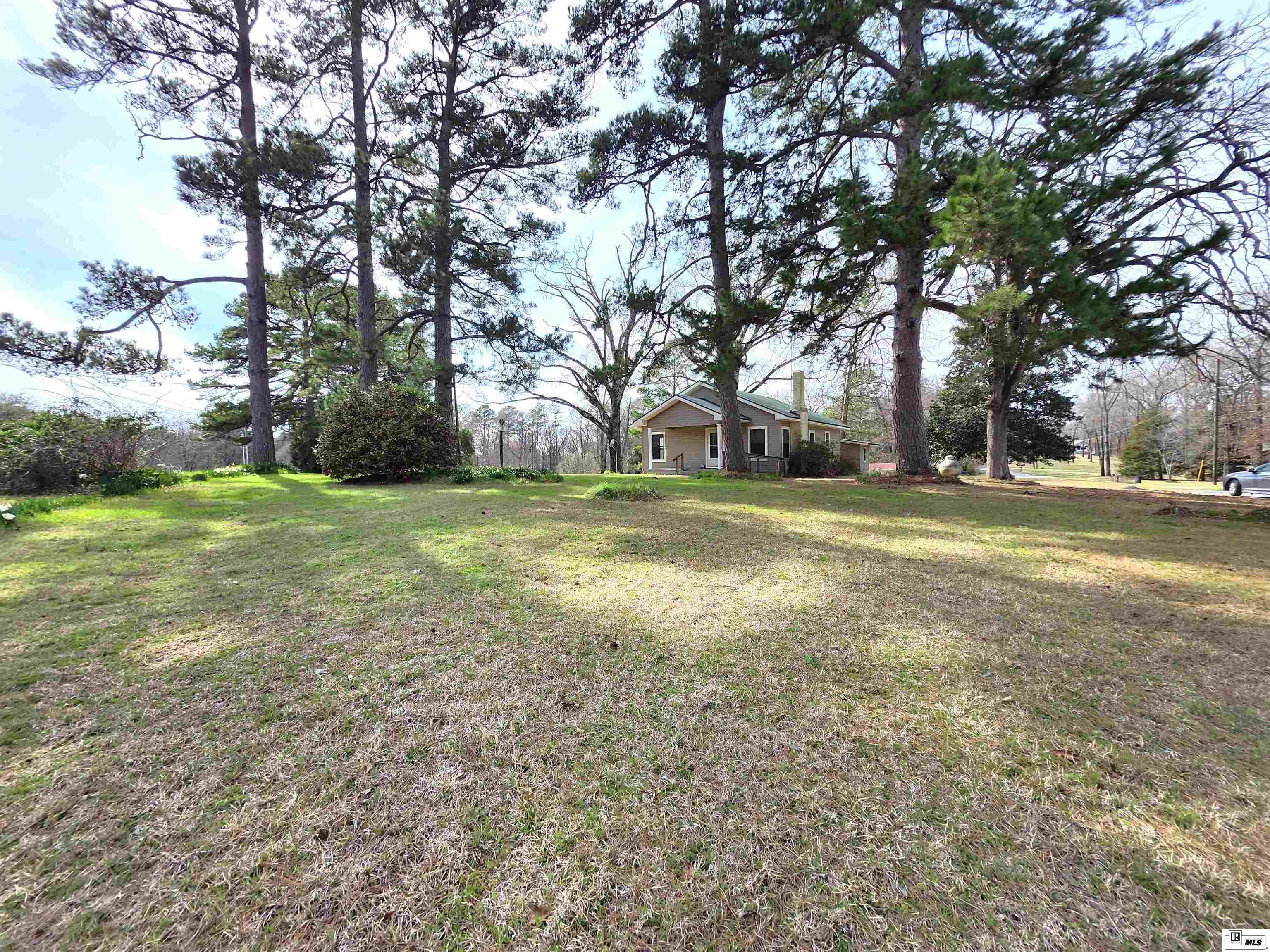 2202 Highway 546