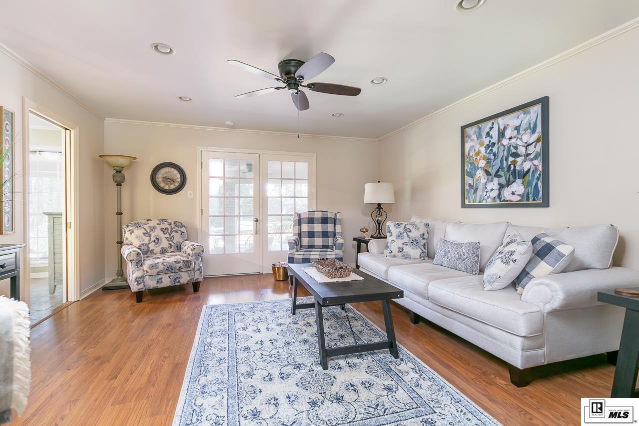 2611 Foxxwood Drive