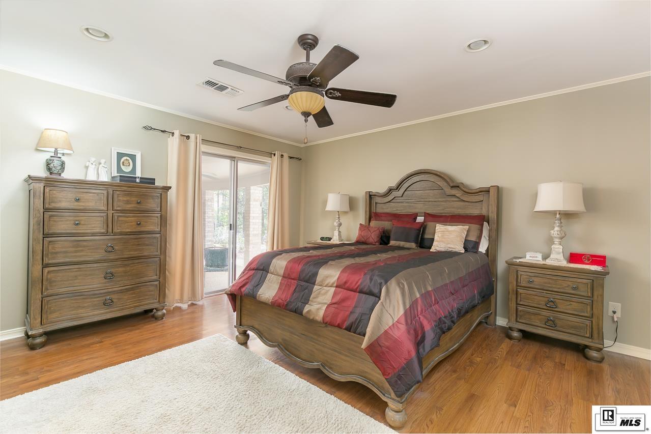 2611 Foxxwood Drive