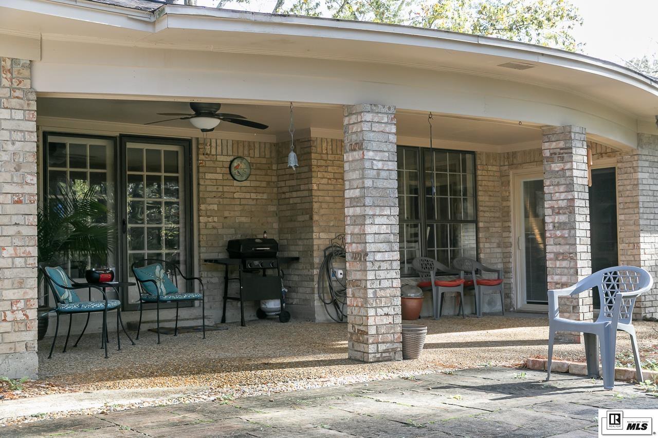 2611 Foxxwood Drive