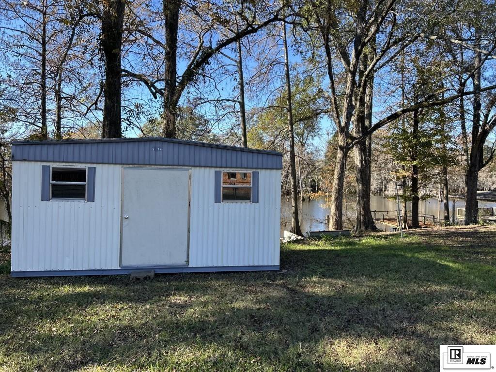 401 Bayou Oaks Drive