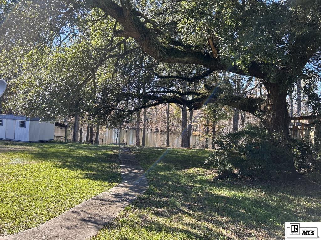 401 Bayou Oaks Drive