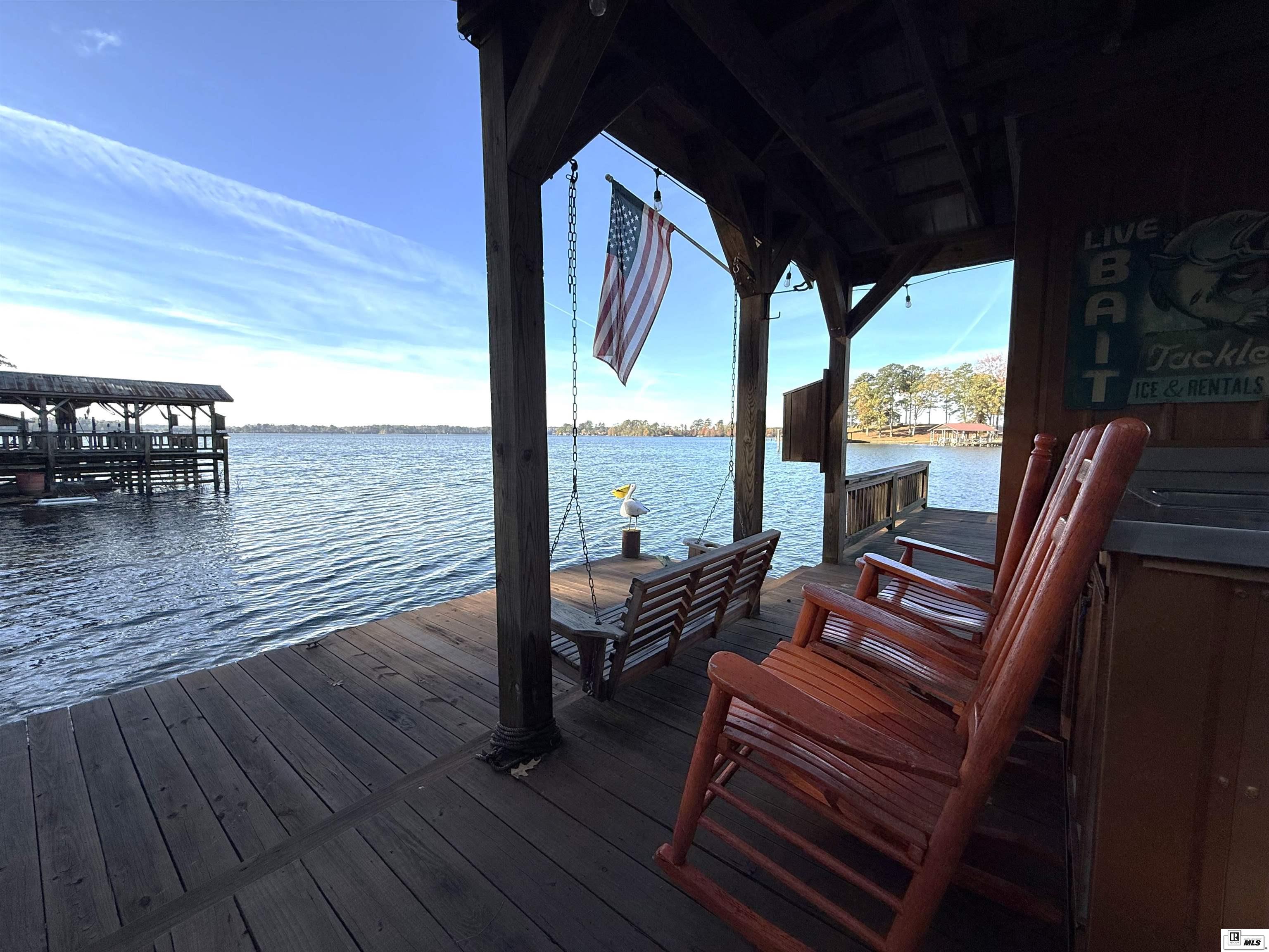 638 Featherston Road