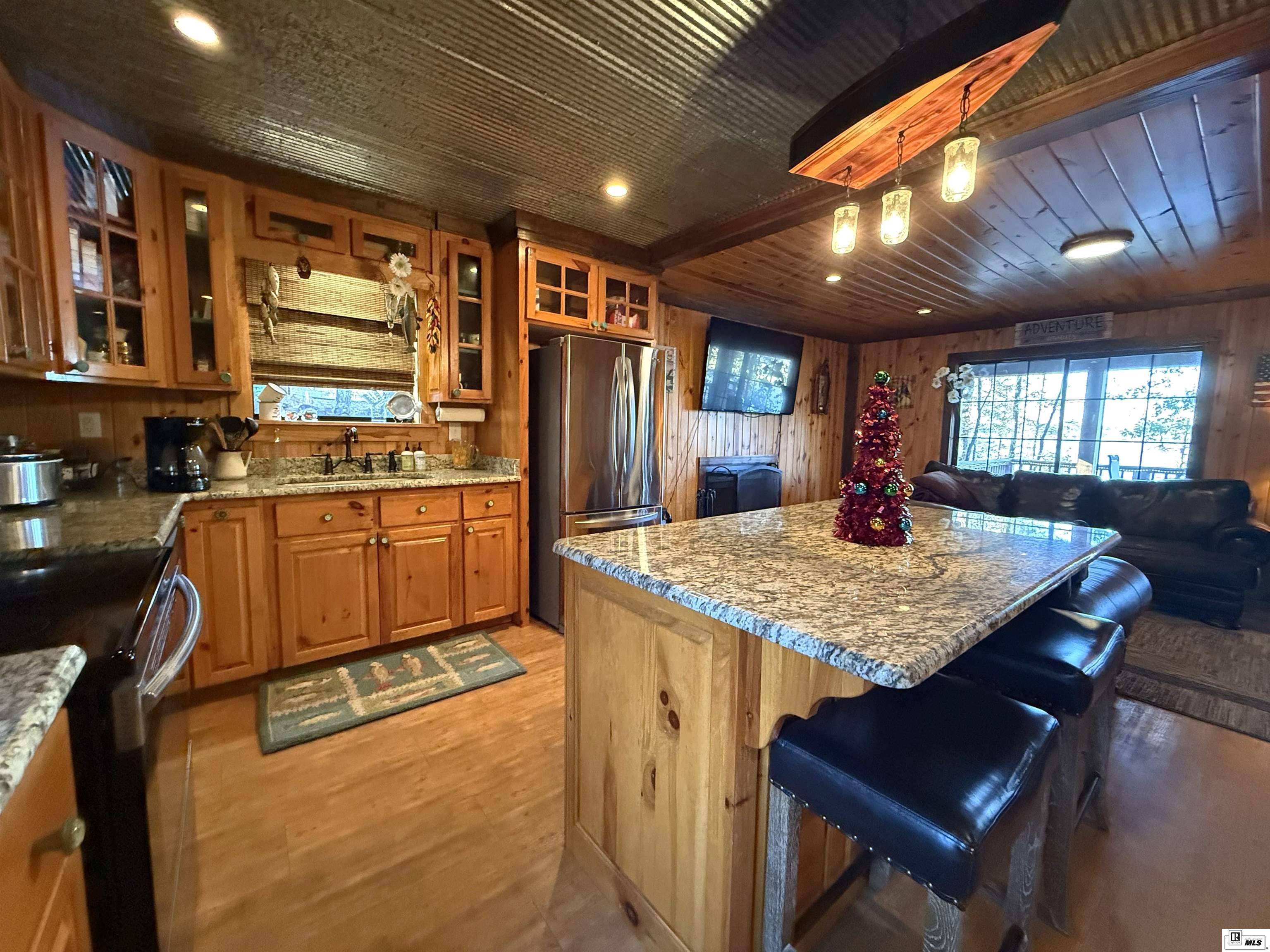 638 Featherston Road
