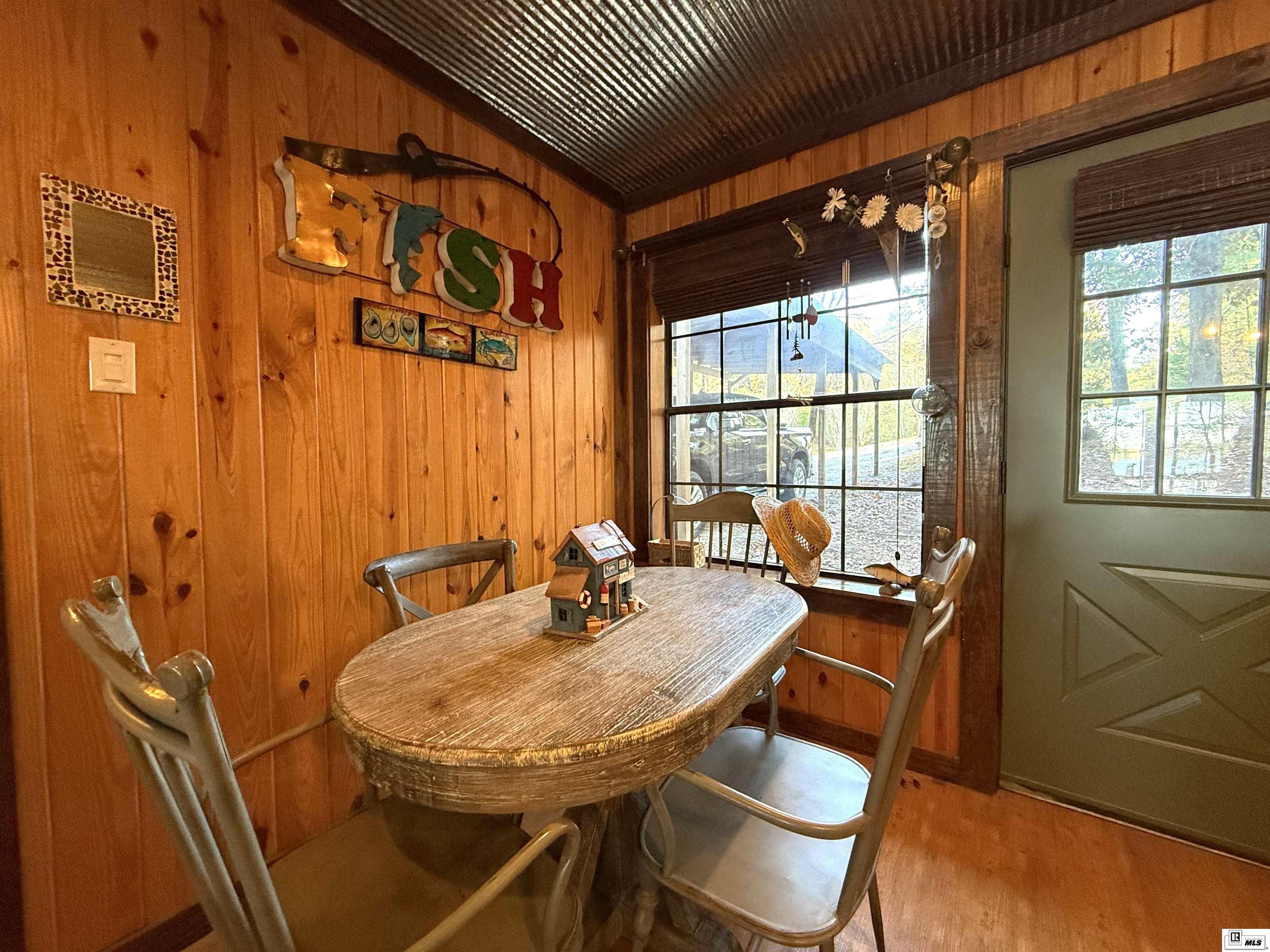 638 Featherston Road