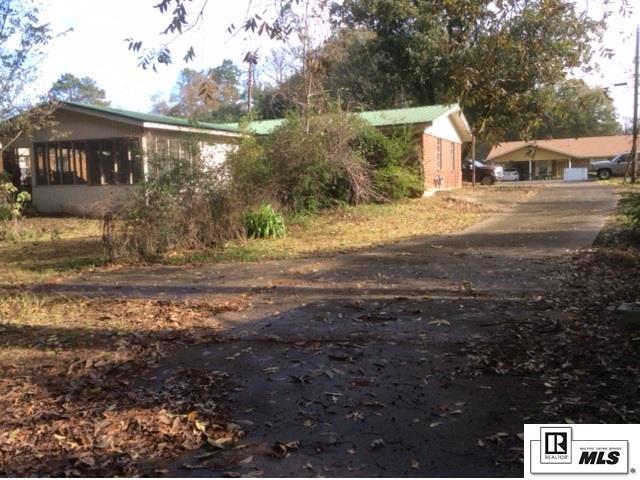 101 Rose Avenue