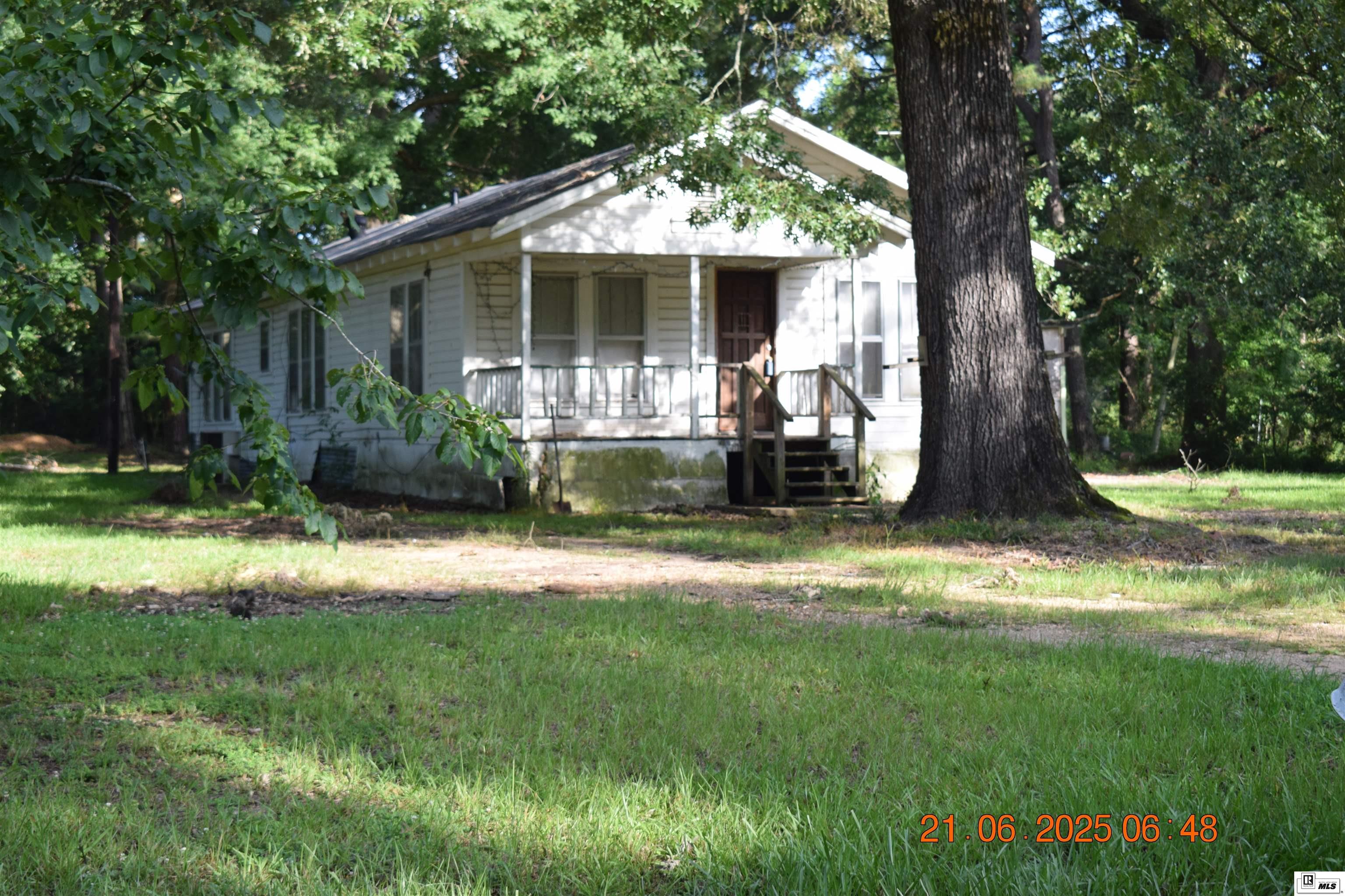 Photo of 16303 HUGHES CHAPEL ROAD, Bastrop, LA 71220