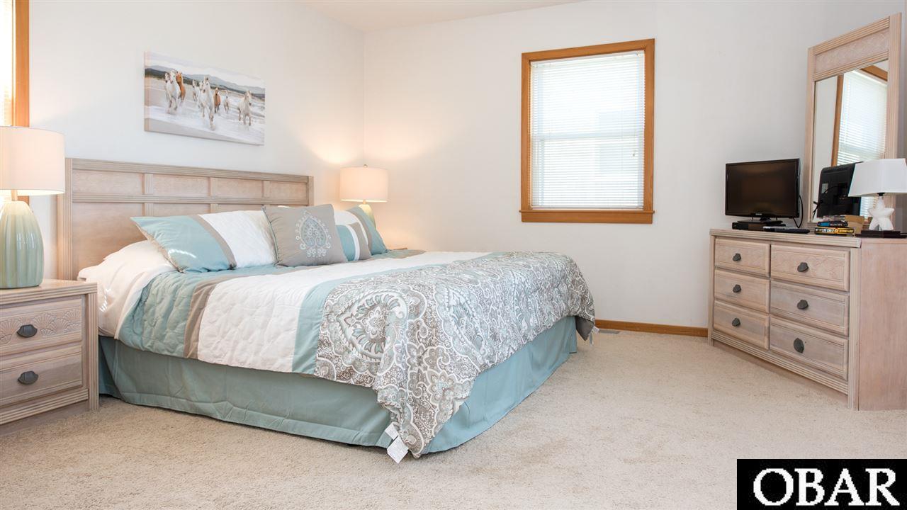 26151 Colony Drive, Salvo, NC 27972, 5 Bedrooms Bedrooms, ,4 BathroomsBathrooms,Residential,For sale,Colony Drive,106659