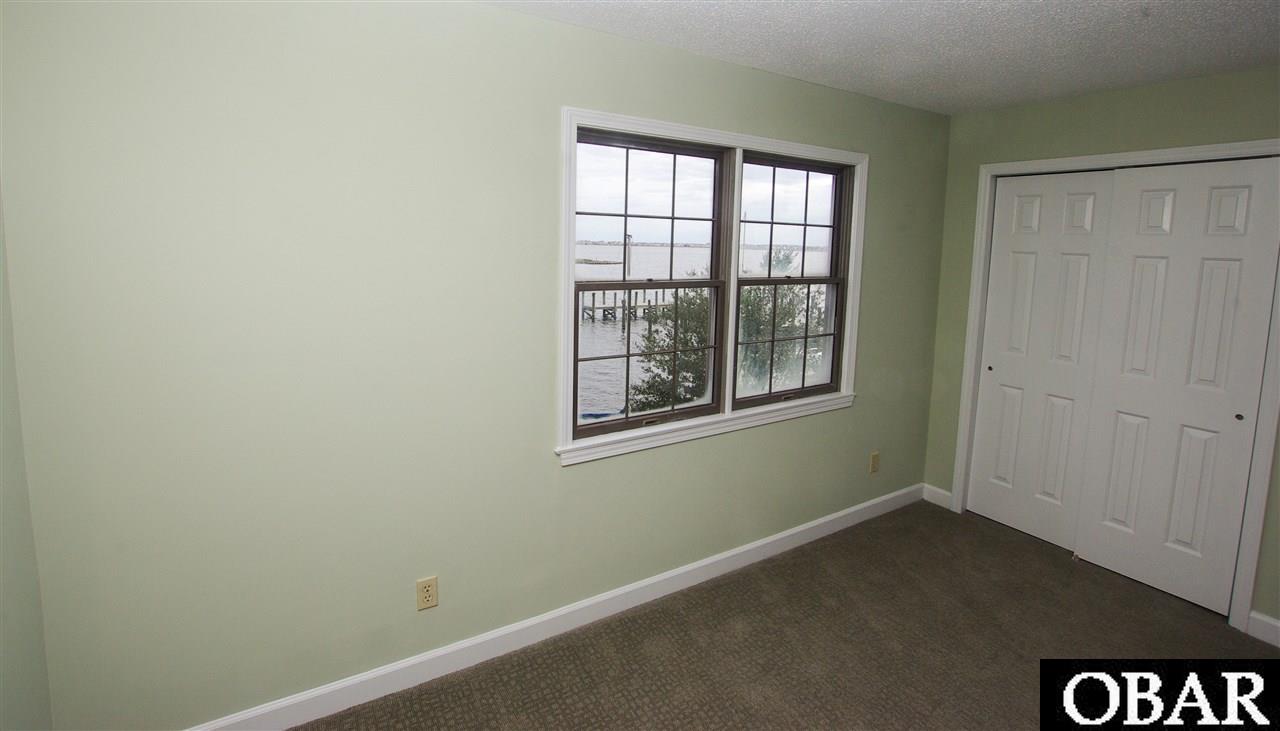 207 Queen Elizabeth Avenue, Manteo, NC 27954, 2 Bedrooms Bedrooms, ,2 BathroomsBathrooms,Residential,For sale,Queen Elizabeth Avenue,108181