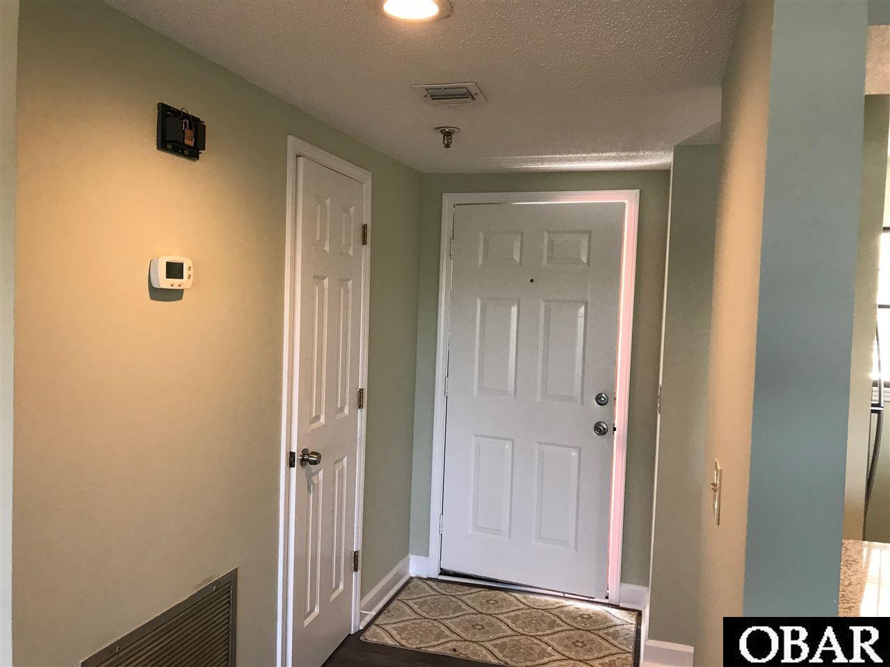 207 Queen Elizabeth Avenue, Manteo, NC 27954, 2 Bedrooms Bedrooms, ,2 BathroomsBathrooms,Residential,For sale,Queen Elizabeth Avenue,108181