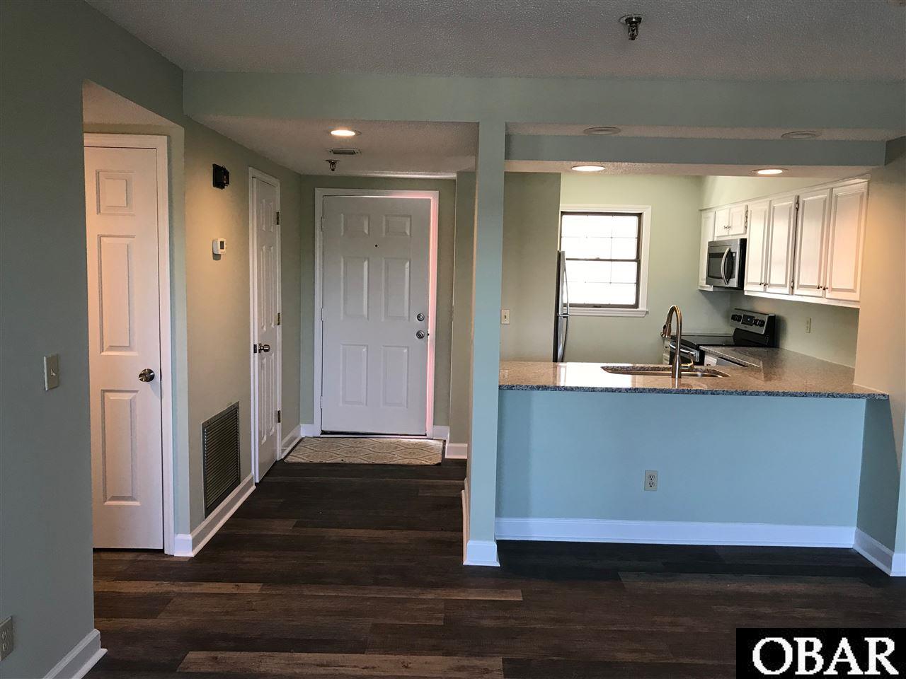 207 Queen Elizabeth Avenue, Manteo, NC 27954, 2 Bedrooms Bedrooms, ,2 BathroomsBathrooms,Residential,For sale,Queen Elizabeth Avenue,108181