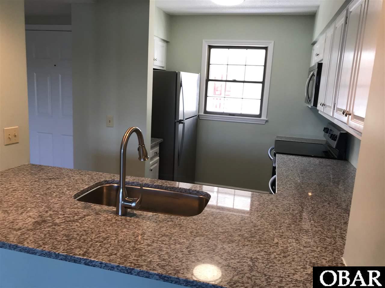 207 Queen Elizabeth Avenue, Manteo, NC 27954, 2 Bedrooms Bedrooms, ,2 BathroomsBathrooms,Residential,For sale,Queen Elizabeth Avenue,108181