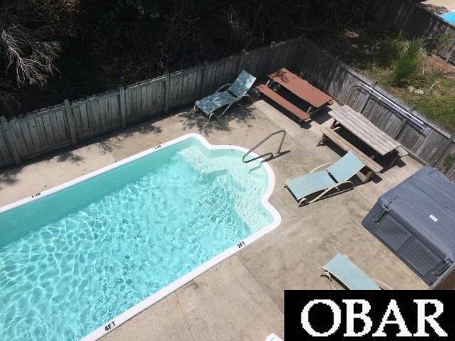 766 Lakeview Court, Corolla, NC 27949, 4 Bedrooms Bedrooms, ,2 BathroomsBathrooms,Residential,For sale,Lakeview Court,112432