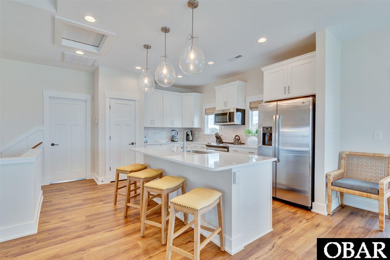986 Harbor View, Corolla, NC 27927, 6 Bedrooms Bedrooms, ,5 BathroomsBathrooms,Residential,For sale,Harbor View,112806