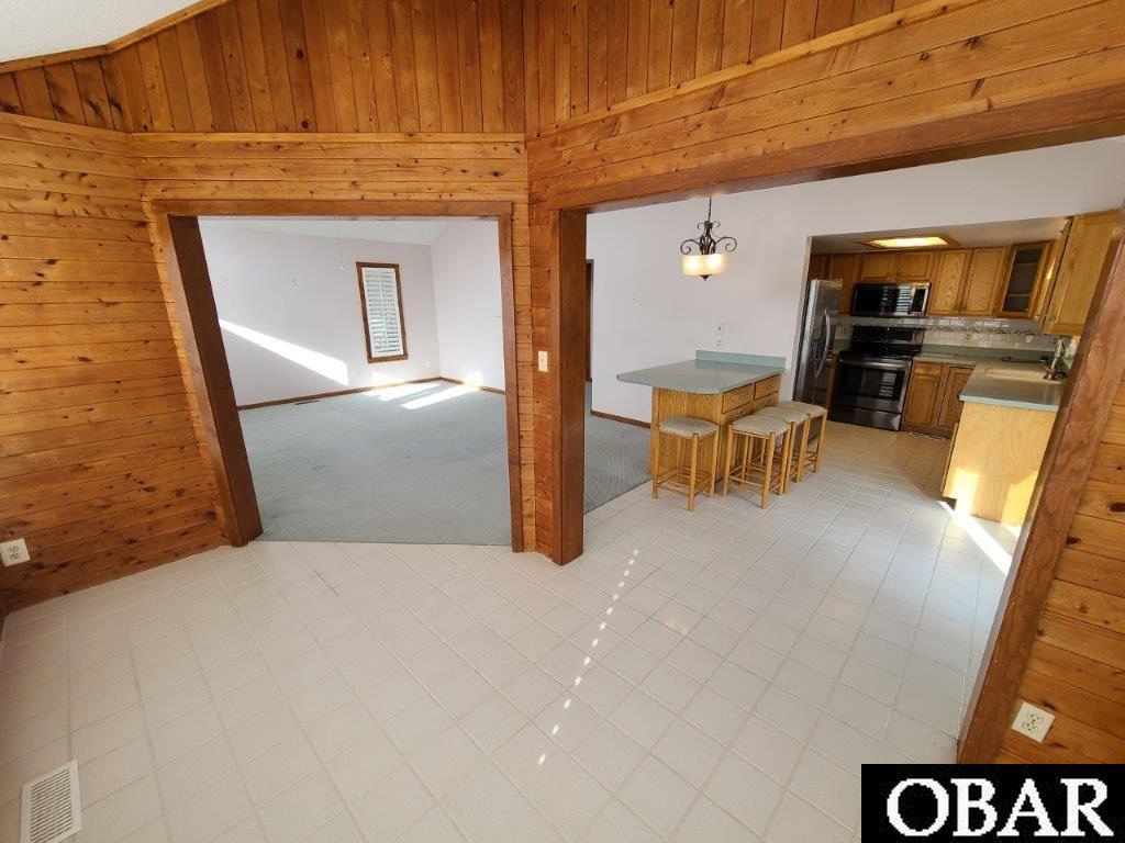 3053 Martins Point Road, Kitty Hawk, NC 27949, 3 Bedrooms Bedrooms, ,2 BathroomsBathrooms,Residential,For sale,Martins Point Road,113446