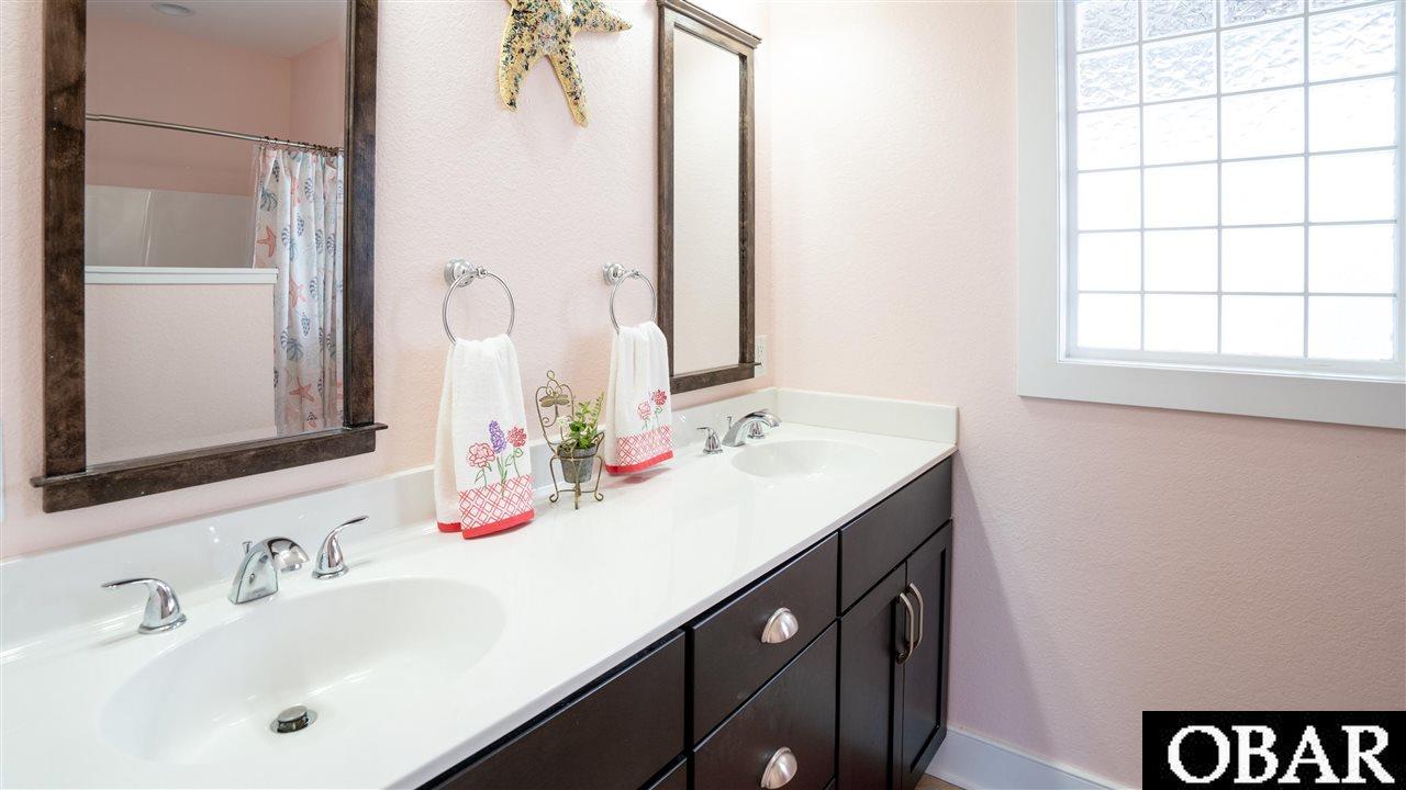 628 Tide Arch, Corolla, NC 27927, 5 Bedrooms Bedrooms, ,4 BathroomsBathrooms,Residential,For sale,Tide Arch,114632
