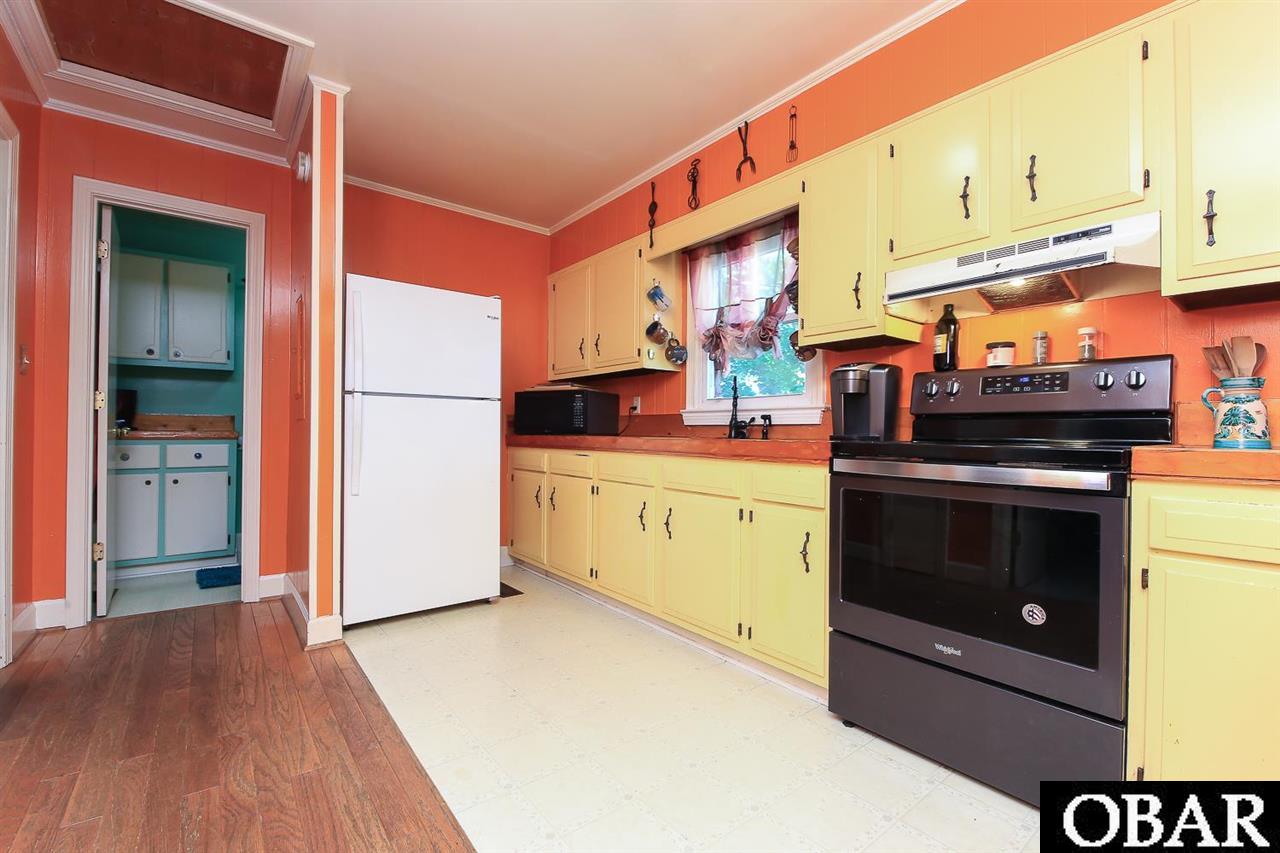 1102 Suffolk Street, Kill Devil Hills, NC 27948, 2 Bedrooms Bedrooms, ,1 BathroomBathrooms,Residential,For sale,Suffolk Street,114951