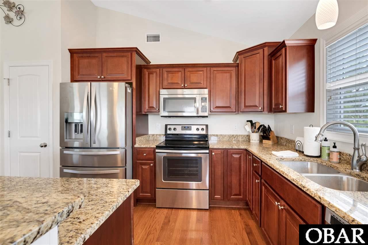 900 Ninth Avenue, Kill Devil Hills, NC 27948, 3 Bedrooms Bedrooms, ,2 BathroomsBathrooms,Residential,For sale,Ninth Avenue,114971