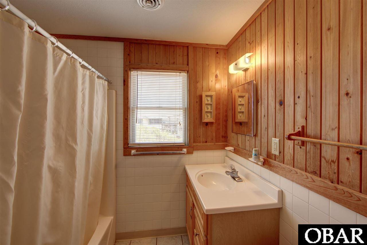 10321 Old Oregon Inlet Road, Nags Head, NC 27959, 3 Bedrooms Bedrooms, ,1 BathroomBathrooms,Residential,For sale,Old Oregon Inlet Road,115310