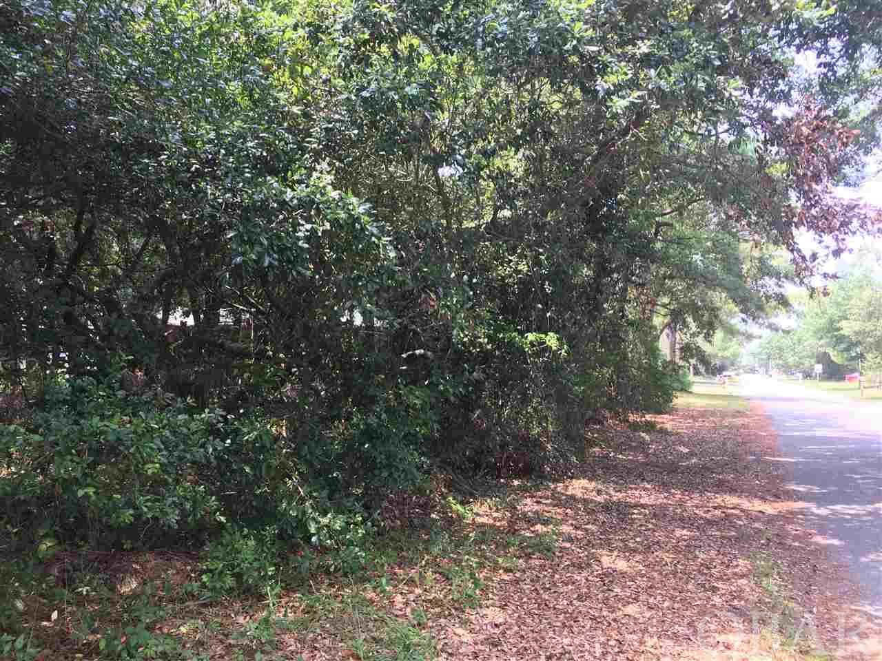 Build your Outer Banks dream home today on this quiet, centrally located Kill Devil Hills westside lot. Convenient to First Flight Schools, shopping, restaurants, public beach accesses and all popular OBX attractions. Lot is located in X flood zone (no flood insurance required). Lot is approximately 75ft (street frontage) X 140ft.