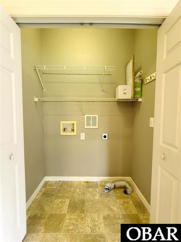 816 George Howe Street, Manteo, NC 27954, 3 Bedrooms Bedrooms, ,1 BathroomBathrooms,Residential,For sale,George Howe Street,115622