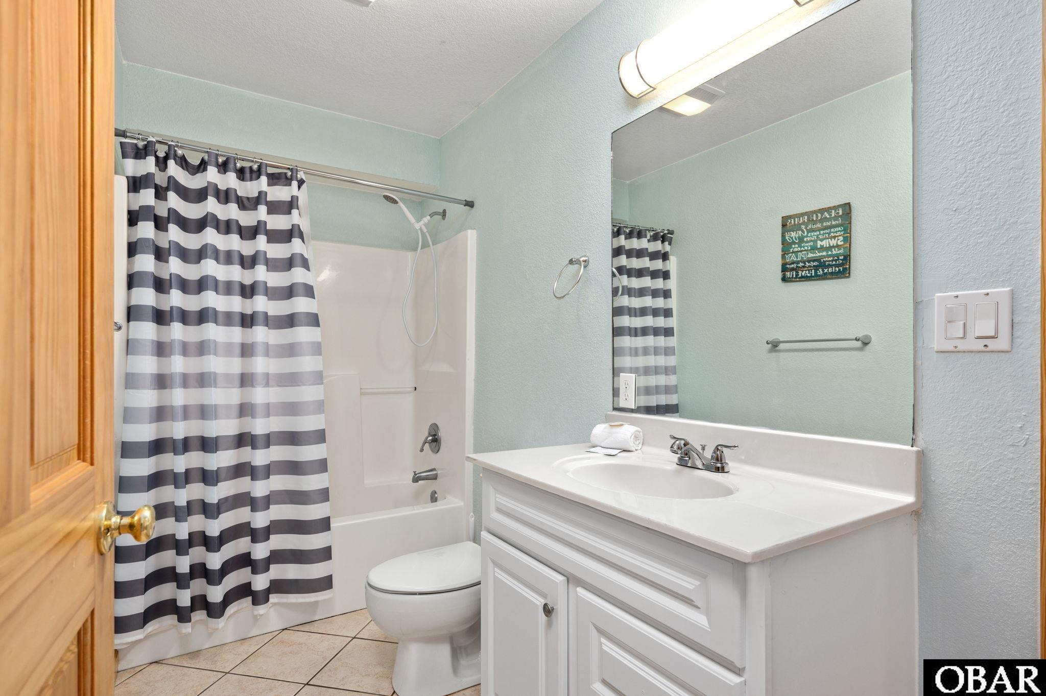 627 Wave Arch, Corolla, NC 27927, 7 Bedrooms Bedrooms, ,4 BathroomsBathrooms,Residential,For sale,Wave Arch,115862
