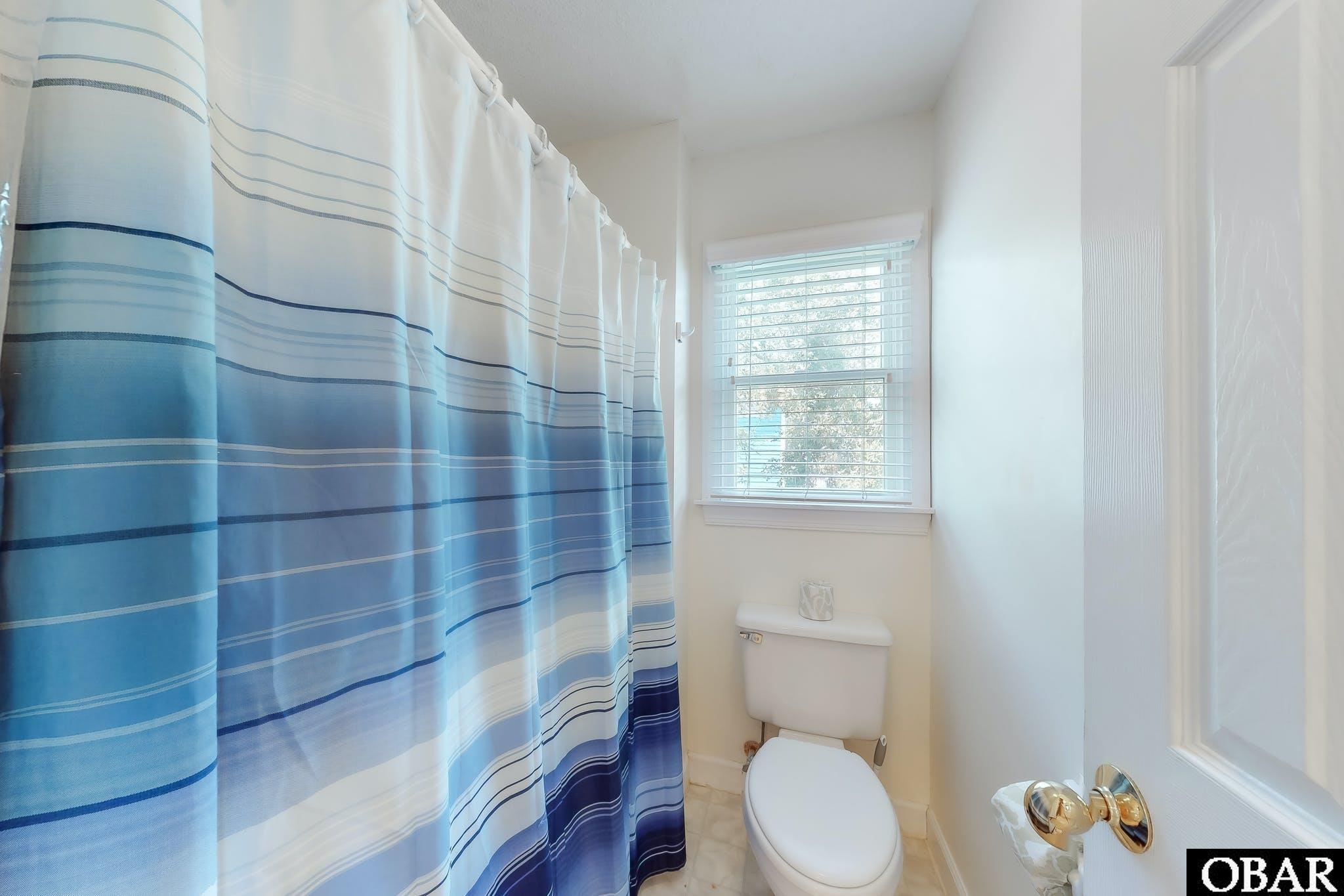 41594 Starboard Drive, Avon, NC 27915, 5 Bedrooms Bedrooms, ,4 BathroomsBathrooms,Residential,For sale,Starboard Drive,116013