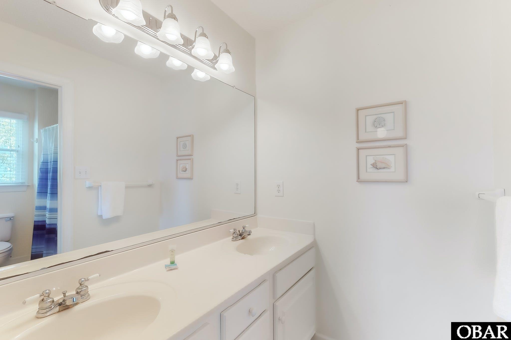 41594 Starboard Drive, Avon, NC 27915, 5 Bedrooms Bedrooms, ,4 BathroomsBathrooms,Residential,For sale,Starboard Drive,116013