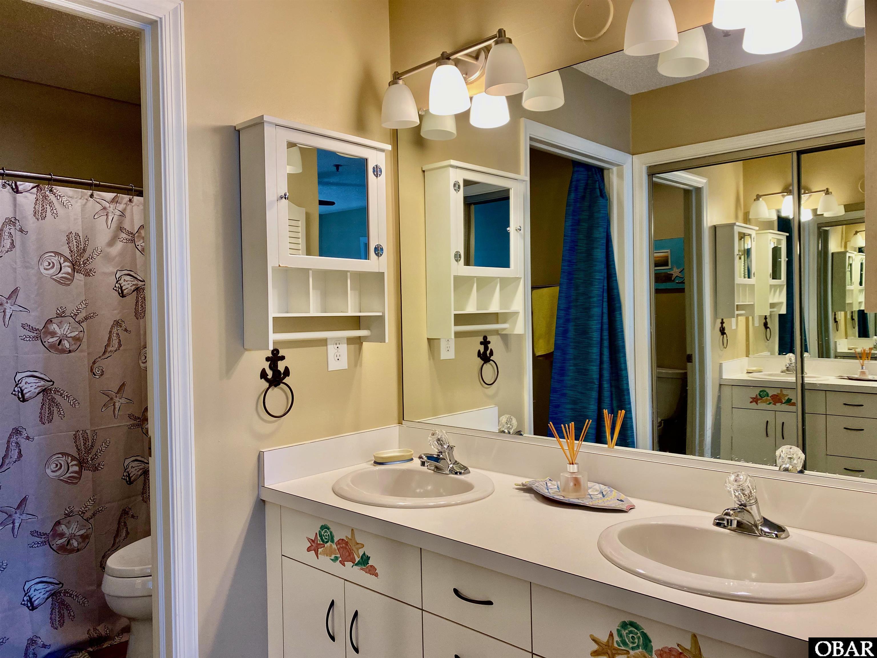 922 Pirates Way, Manteo, NC 27954, 3 Bedrooms Bedrooms, ,2 BathroomsBathrooms,Residential,For sale,Pirates Way,116901