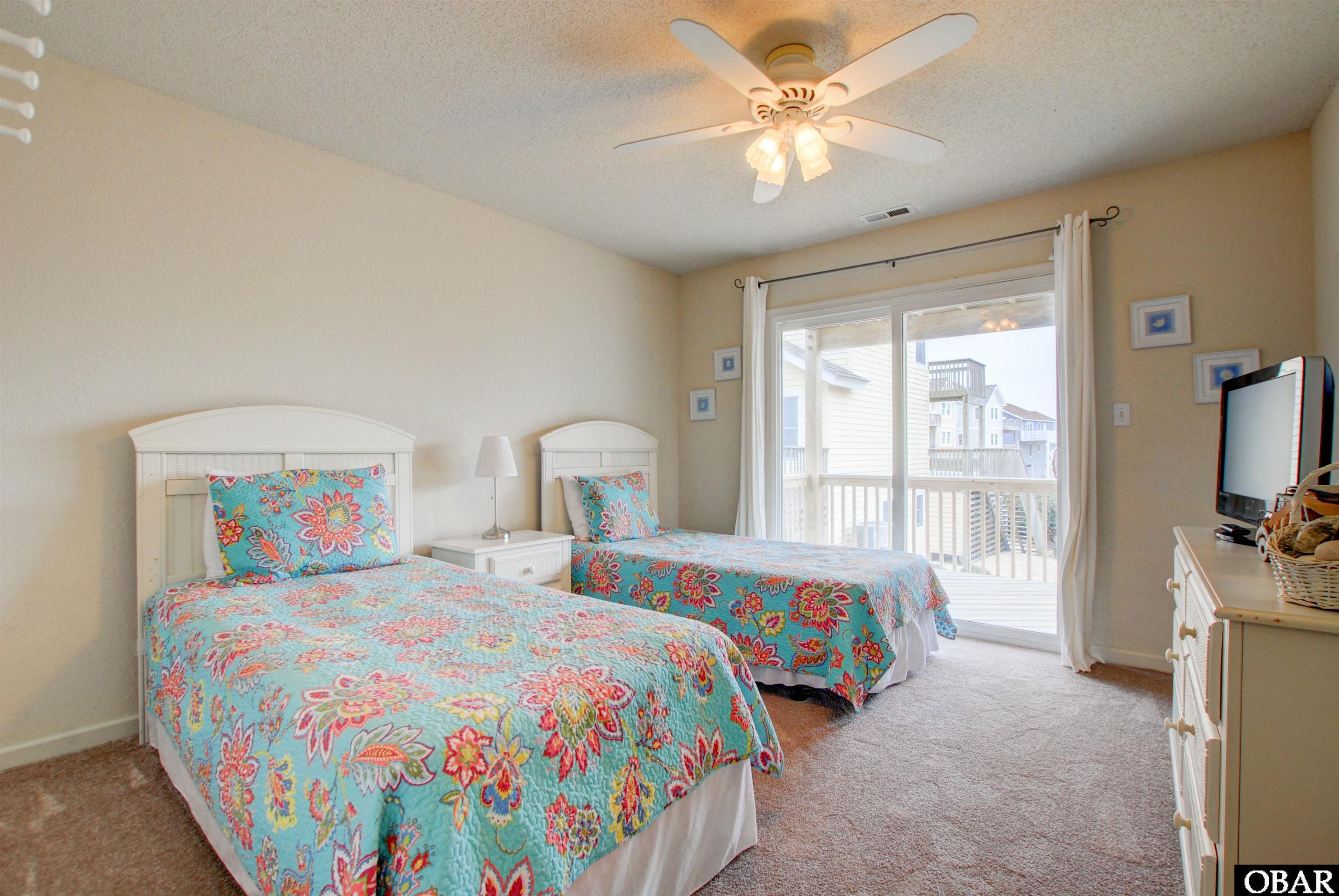 5704 Sandbar Drive, Nags Head, NC 27959, 4 Bedrooms Bedrooms, ,2 BathroomsBathrooms,Residential,For sale,Sandbar Drive,117392