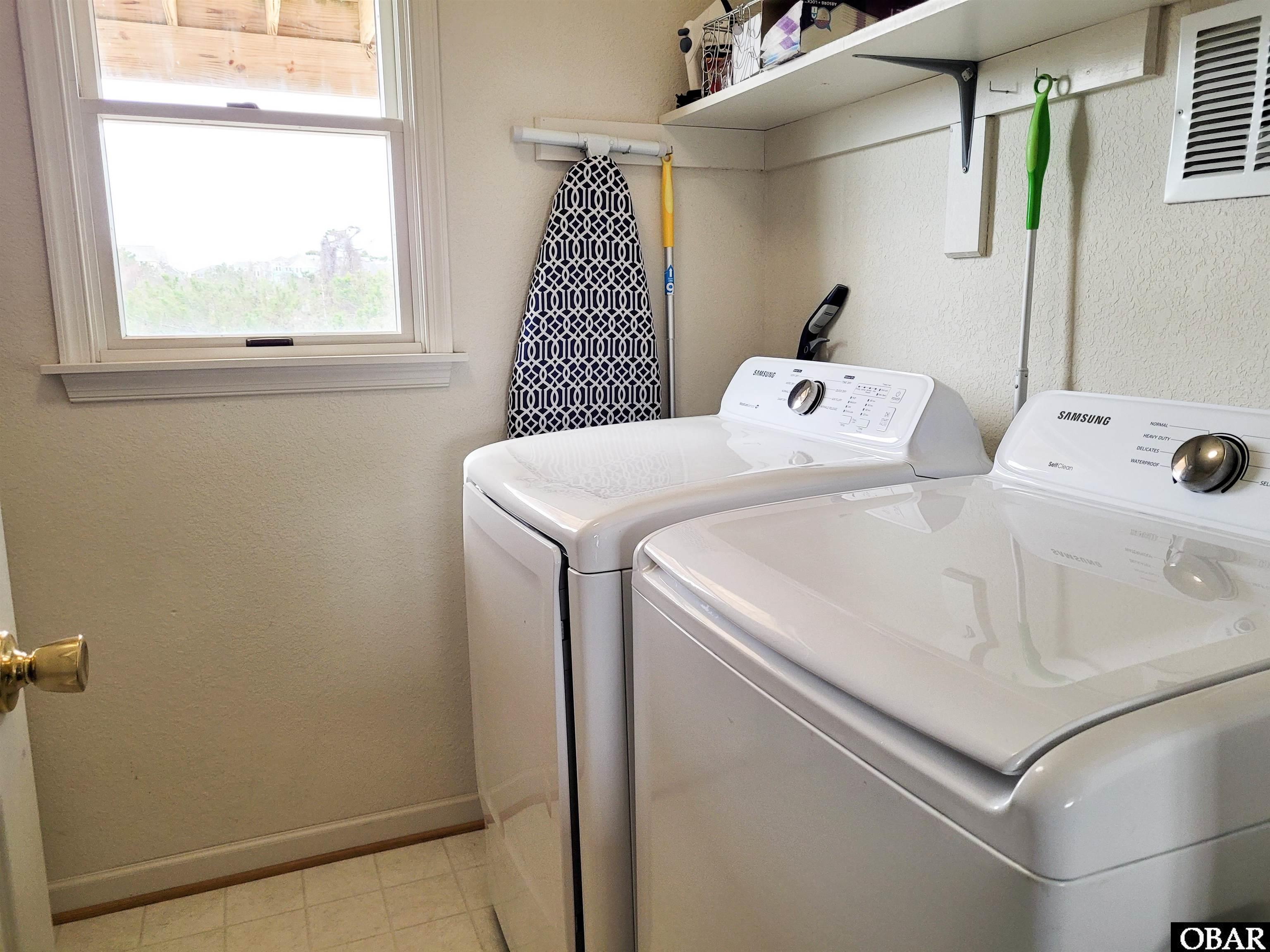 5704 Sandbar Drive, Nags Head, NC 27959, 4 Bedrooms Bedrooms, ,2 BathroomsBathrooms,Residential,For sale,Sandbar Drive,117392