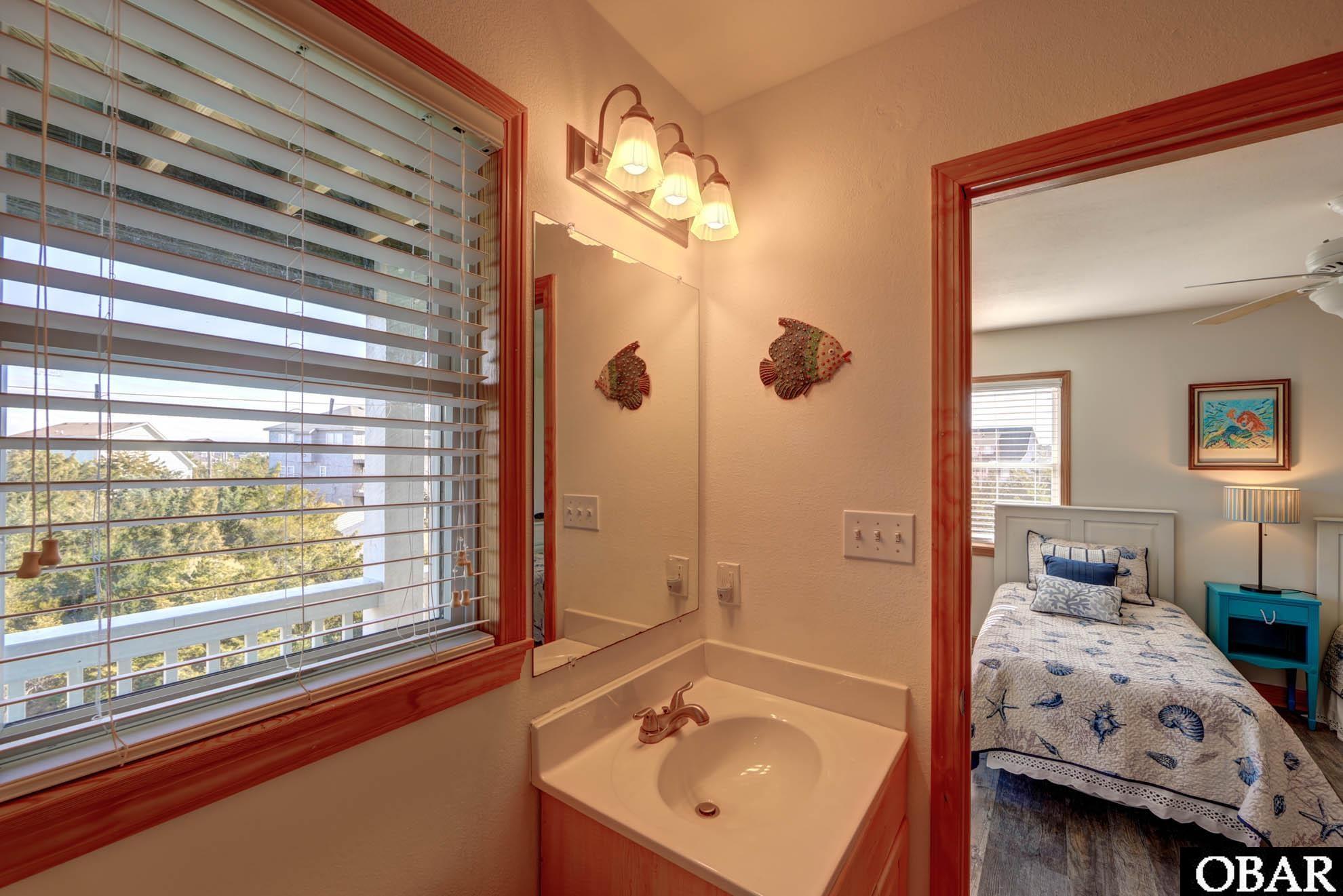 27212 Spin Drift Road, Salvo, NC 27972, 5 Bedrooms Bedrooms, ,5 BathroomsBathrooms,Residential,For sale,Spin Drift Road,117575