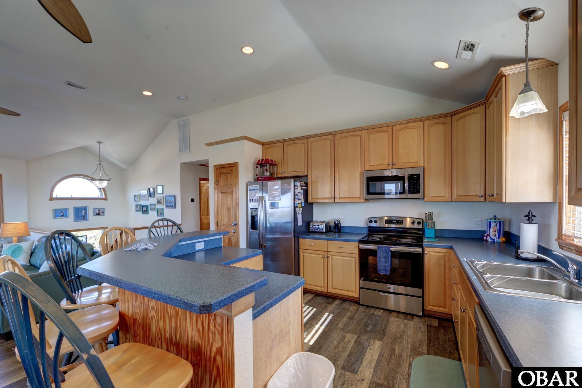27212 Spin Drift Road, Salvo, NC 27972, 5 Bedrooms Bedrooms, ,5 BathroomsBathrooms,Residential,For sale,Spin Drift Road,117575