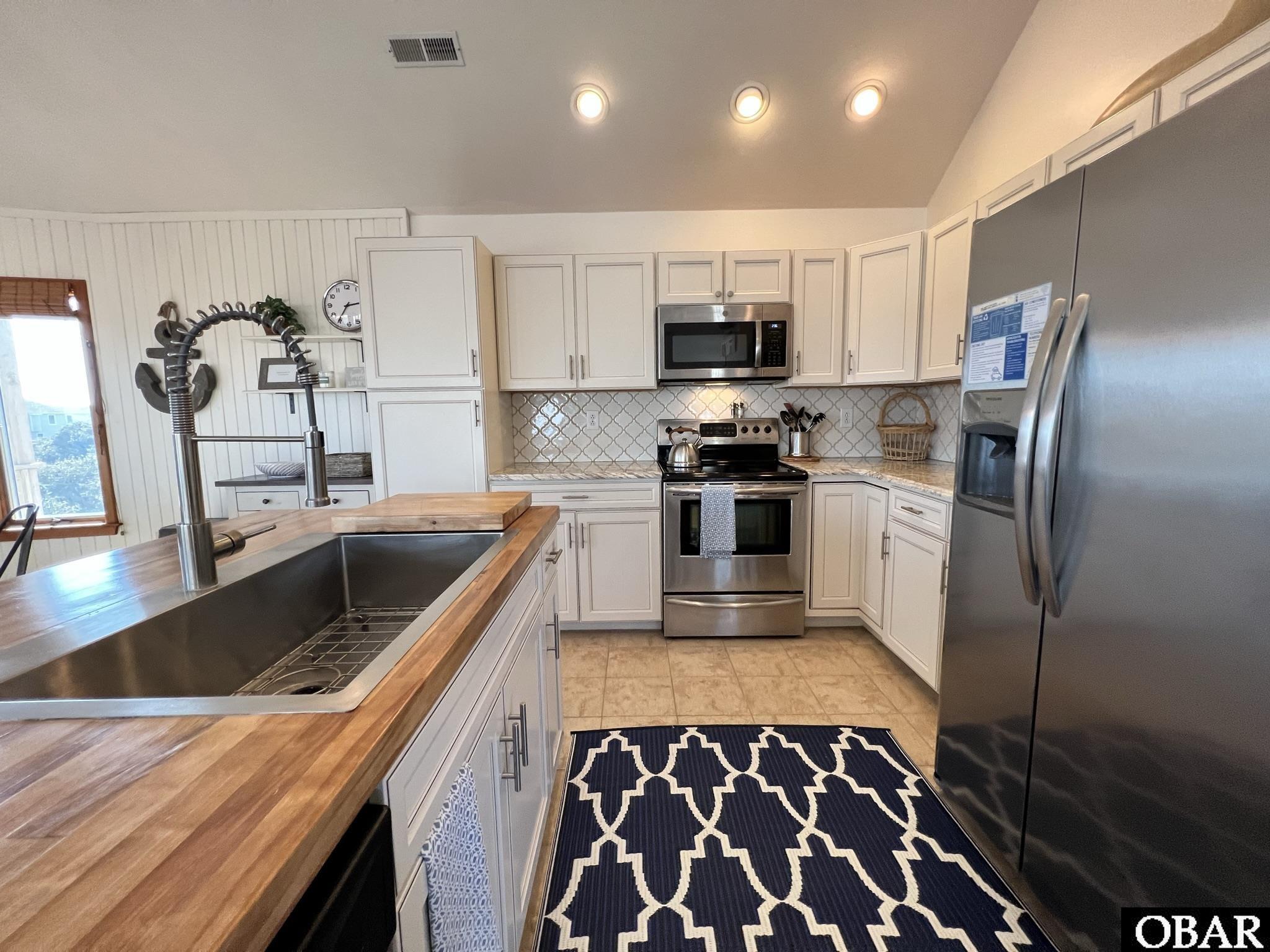 602 Skimmer Arch, Corolla, NC 27927, 5 Bedrooms Bedrooms, ,3 BathroomsBathrooms,Residential,For sale,Skimmer Arch,117809