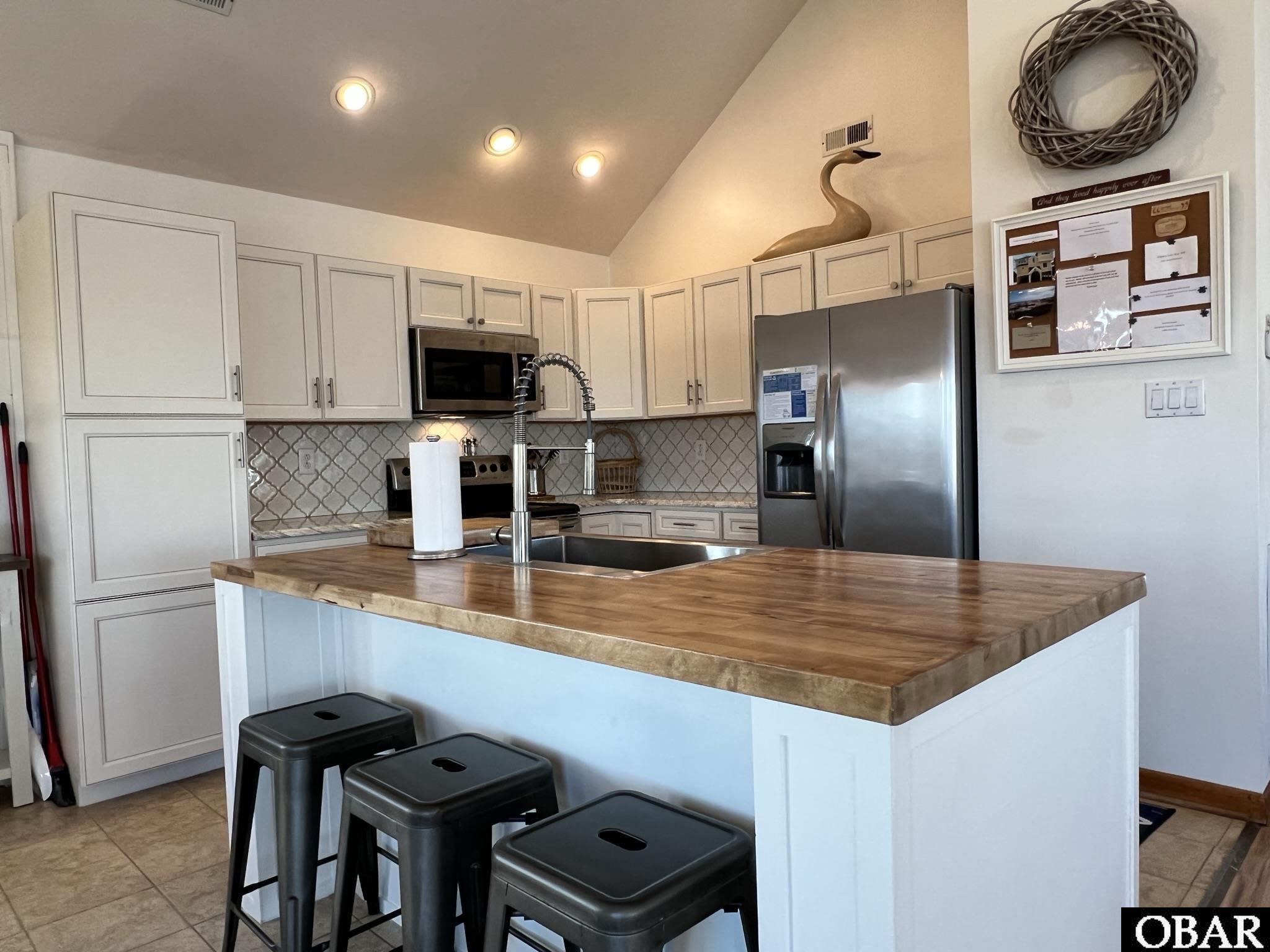 602 Skimmer Arch, Corolla, NC 27927, 5 Bedrooms Bedrooms, ,3 BathroomsBathrooms,Residential,For sale,Skimmer Arch,117809