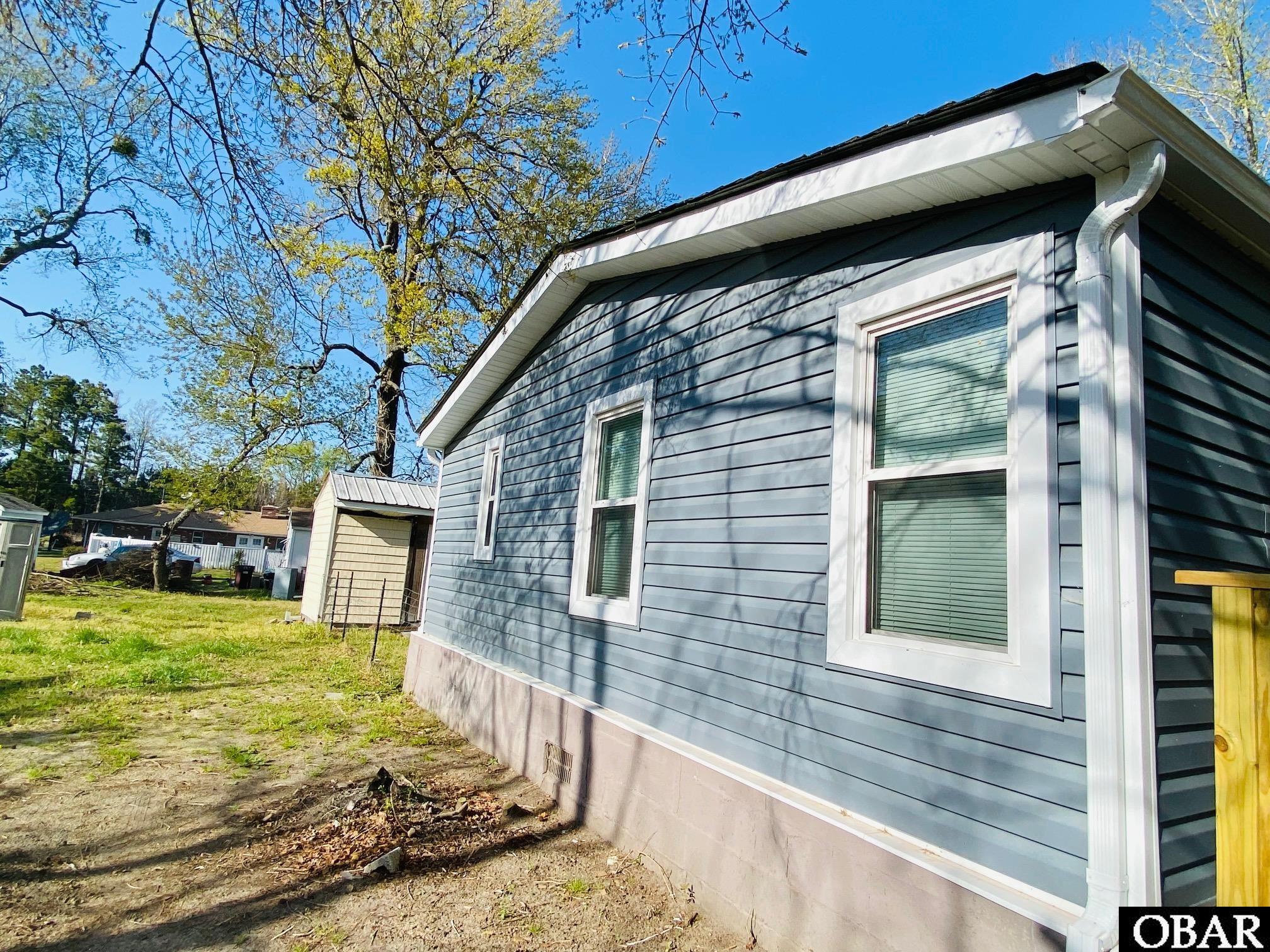 105 Gardenia Drive, Powells Point, NC 27966, 3 Bedrooms Bedrooms, ,2 BathroomsBathrooms,Residential,For sale,Gardenia Drive,118308