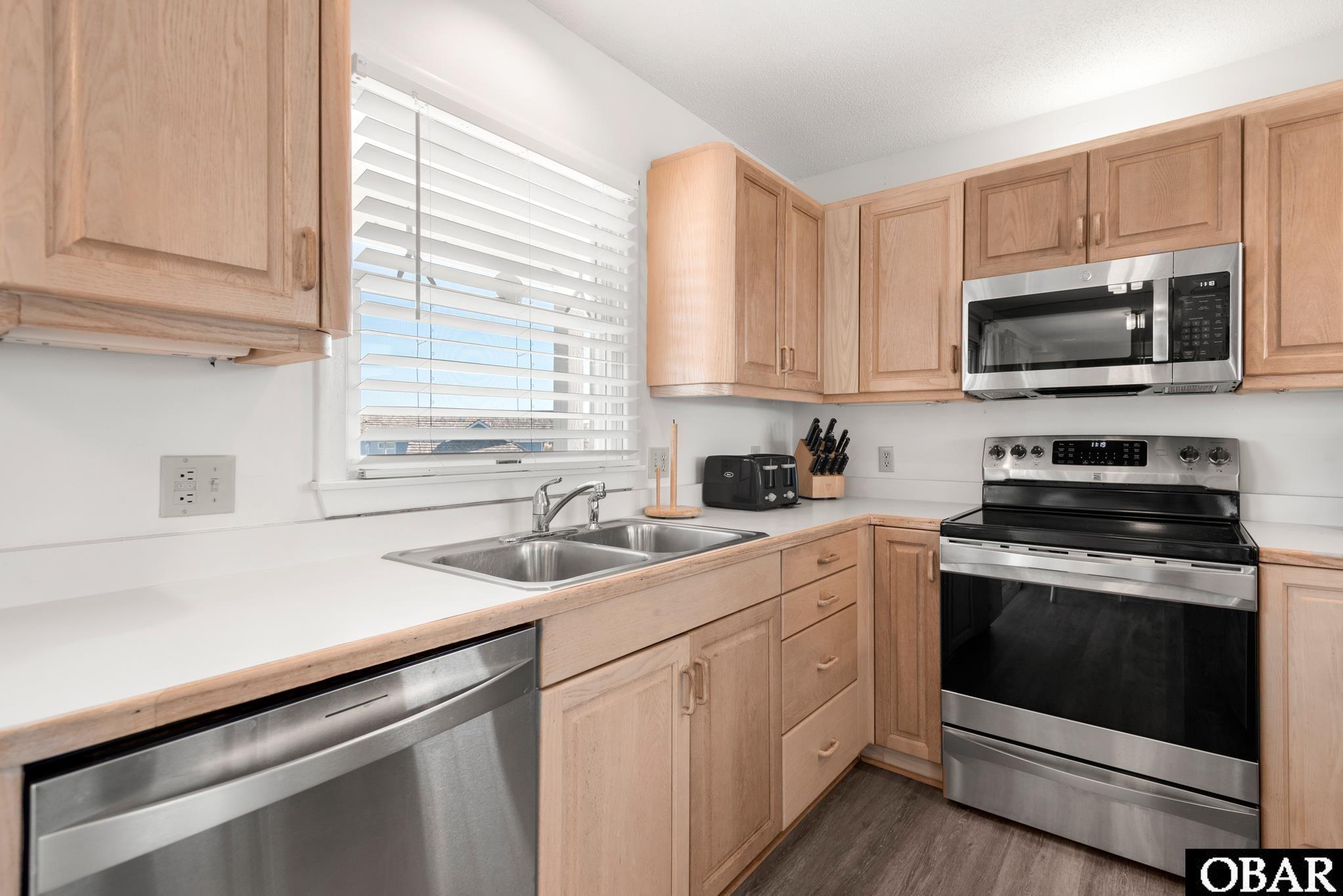 130 Marsh Cove Drive, Nags Head, NC 27959, 3 Bedrooms Bedrooms, ,2 BathroomsBathrooms,Residential,For sale,Marsh Cove Drive,118696