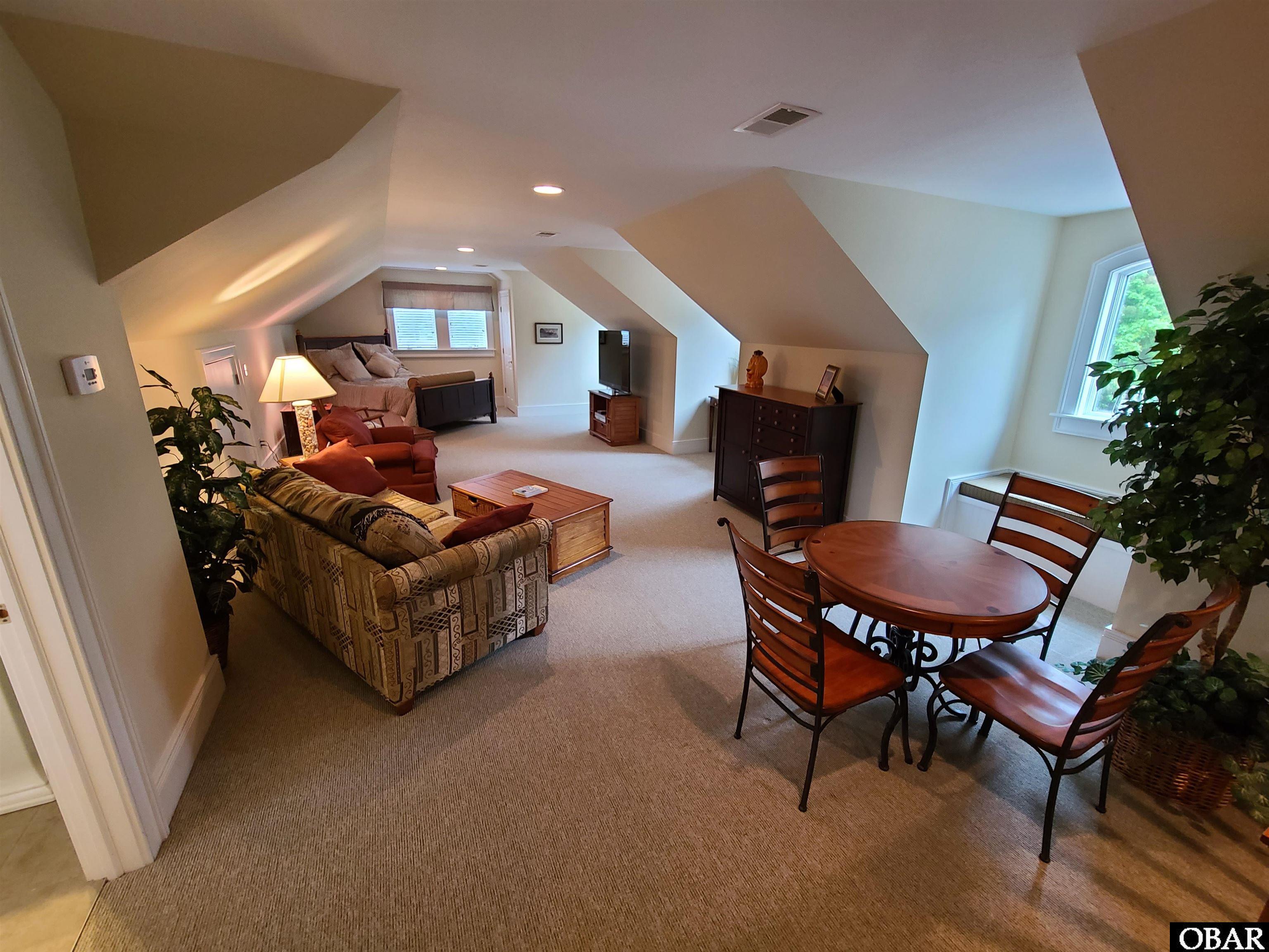202 Cynthia Court, Harbinger, NC 27941, 5 Bedrooms Bedrooms, ,4 BathroomsBathrooms,Residential,For sale,Cynthia Court,118709