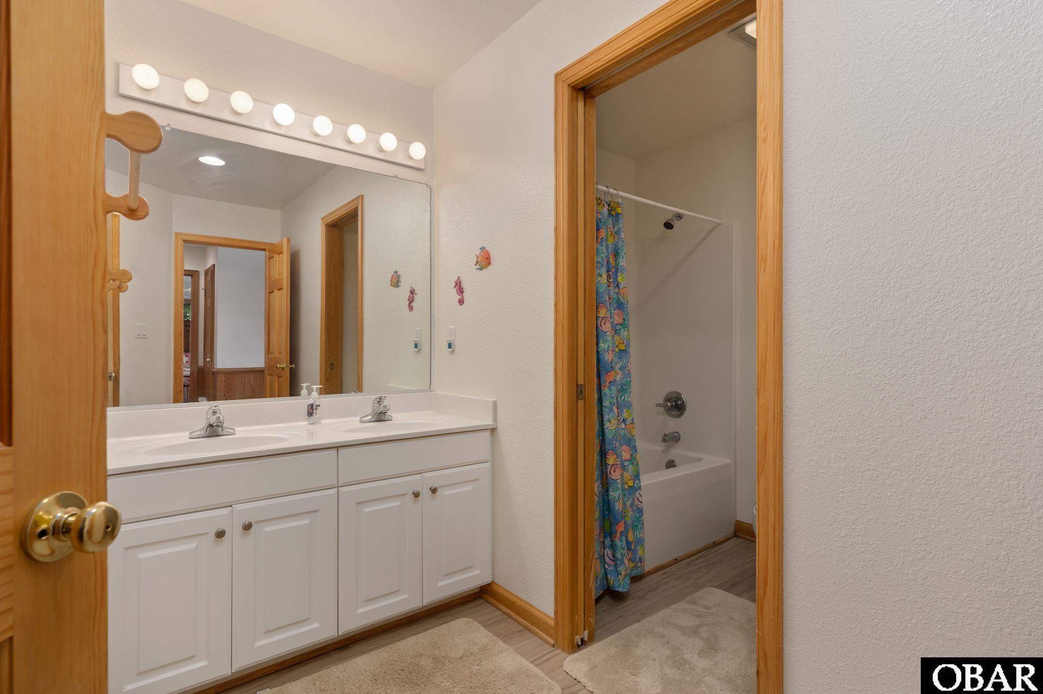 992 Corolla Drive, Corolla, NC 27927, 6 Bedrooms Bedrooms, ,5 BathroomsBathrooms,Residential,For sale,Corolla Drive,119889