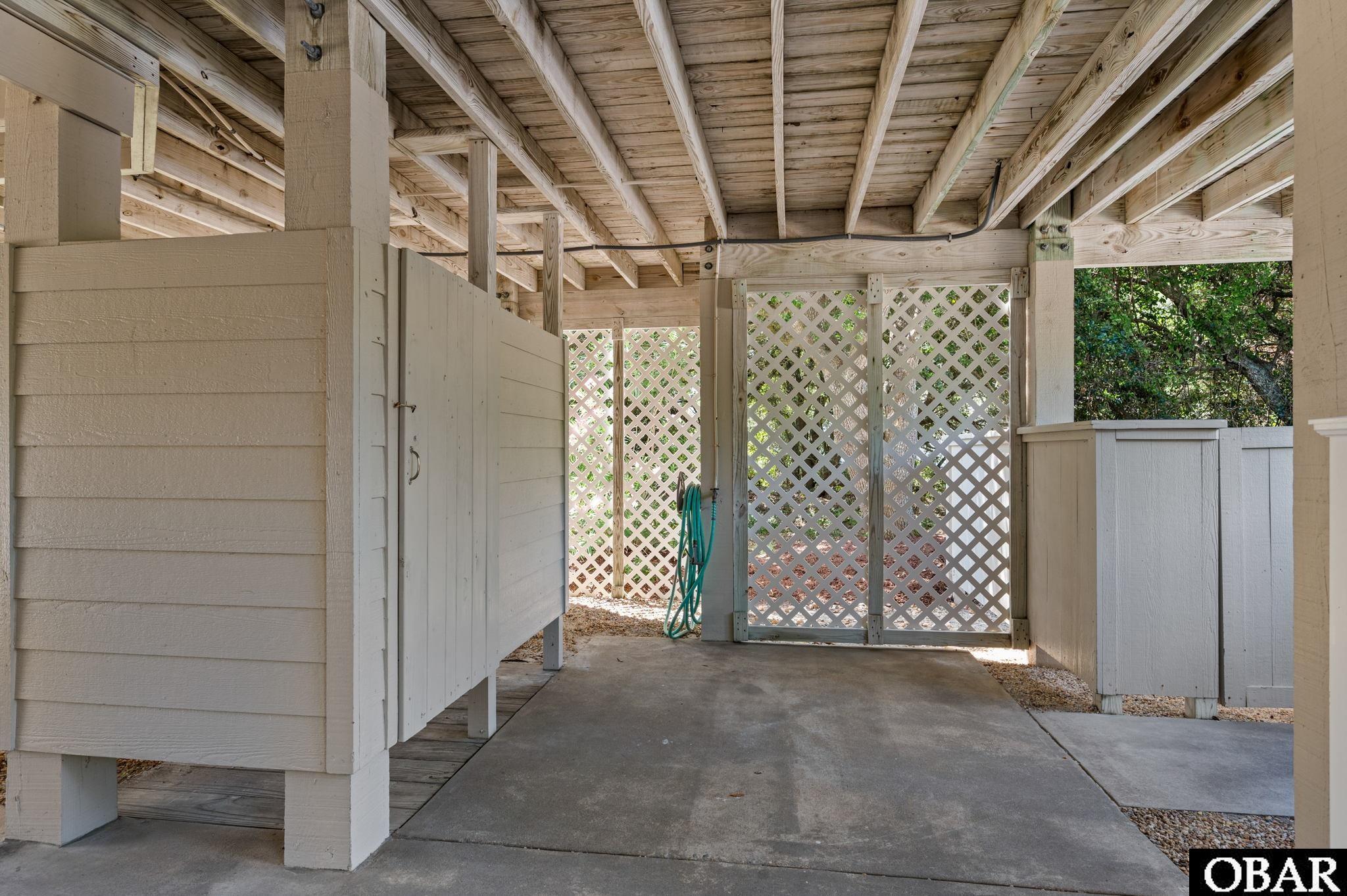 992 Corolla Drive, Corolla, NC 27927, 6 Bedrooms Bedrooms, ,5 BathroomsBathrooms,Residential,For sale,Corolla Drive,119889