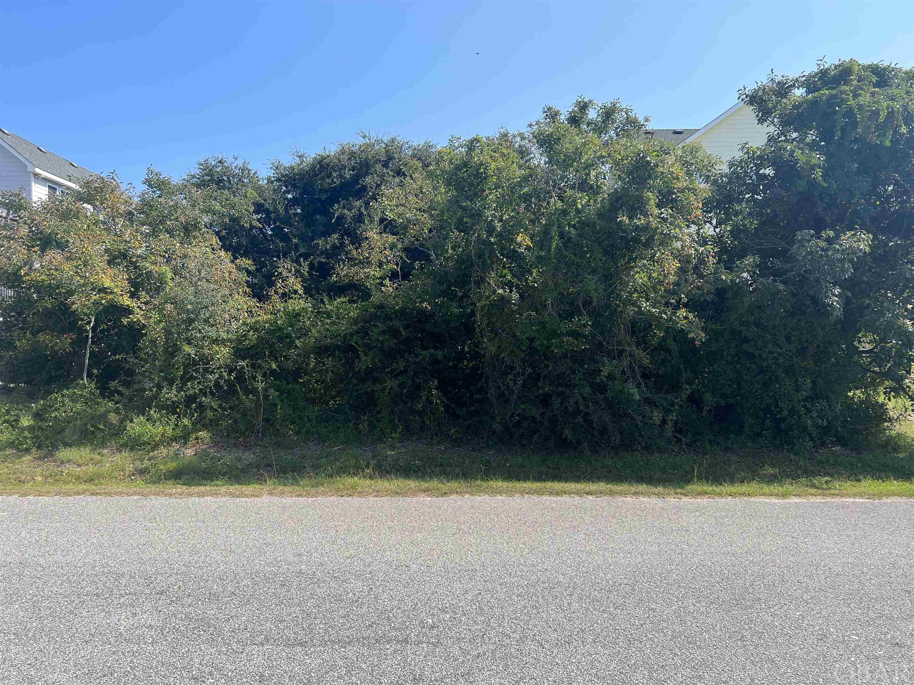 This vacant lot is located close to the beach. Perfect location for a home with in walking distance to the beach and might have an ocean view. Lots between the highways are hard to find so you better hurry on this one.