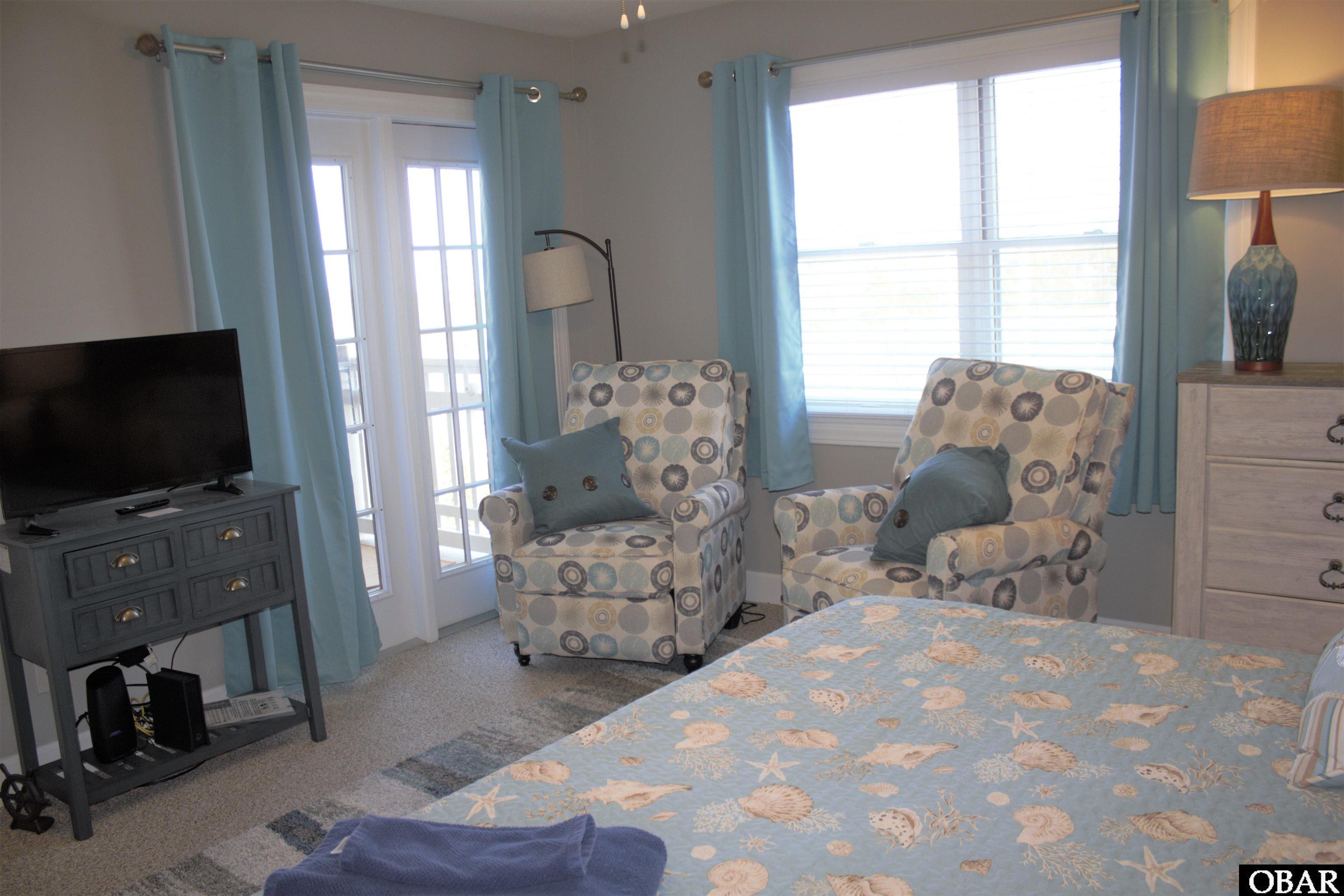 207 Queen Elizabeth Avenue, Manteo, NC 27954-9262, 3 Bedrooms Bedrooms, ,2 BathroomsBathrooms,Residential,For sale,Queen Elizabeth Avenue,120506