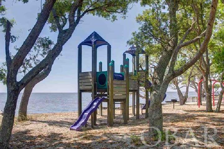 411 Harbour View Drive, Kill Devil Hills, NC 27948, 2 Bedrooms Bedrooms, ,1 BathroomBathrooms,Residential,For Sale,Harbour View Drive,120535