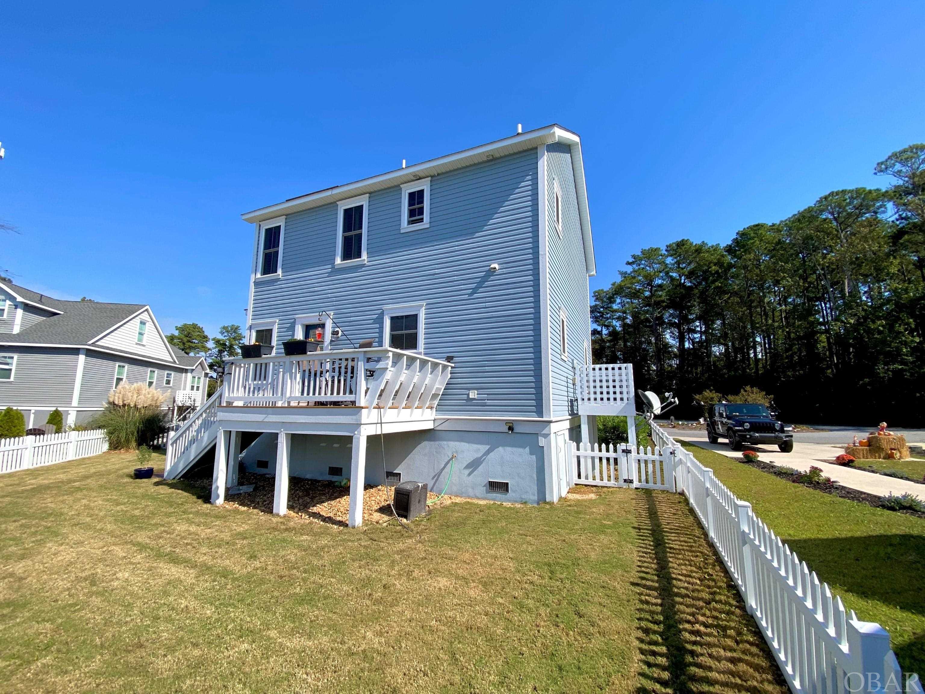 101 Flats Court, Manteo, NC 27954, 3 Bedrooms Bedrooms, ,2 BathroomsBathrooms,Residential,For Sale,Flats Court,120607