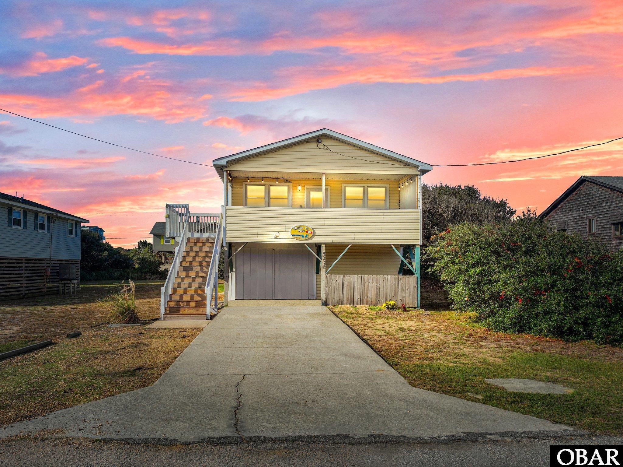 Kitty Hawk Between the Highways