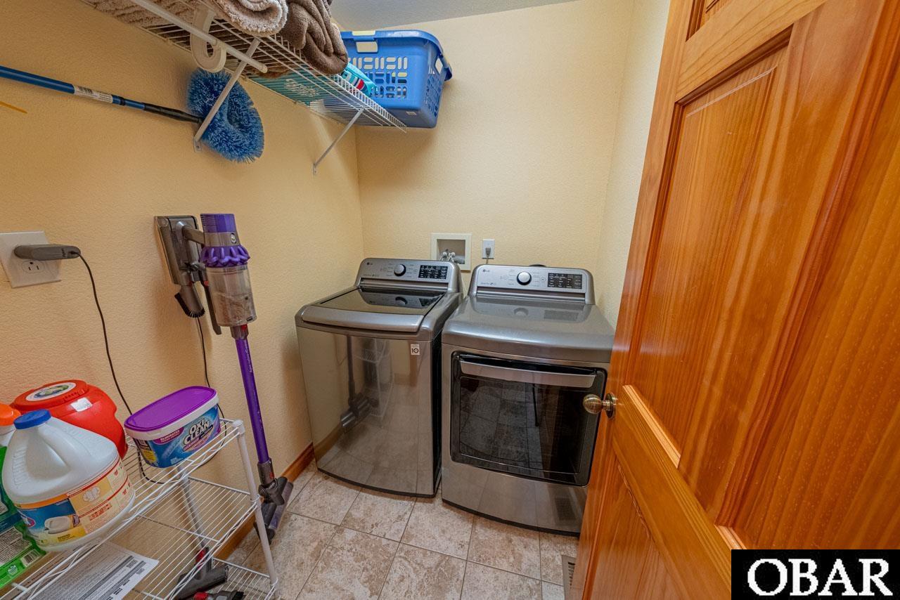 868 Drifting Sands Drive, Corolla, NC 27927, 5 Bedrooms Bedrooms, ,5 BathroomsBathrooms,Residential,For sale,Drifting Sands Drive,121886